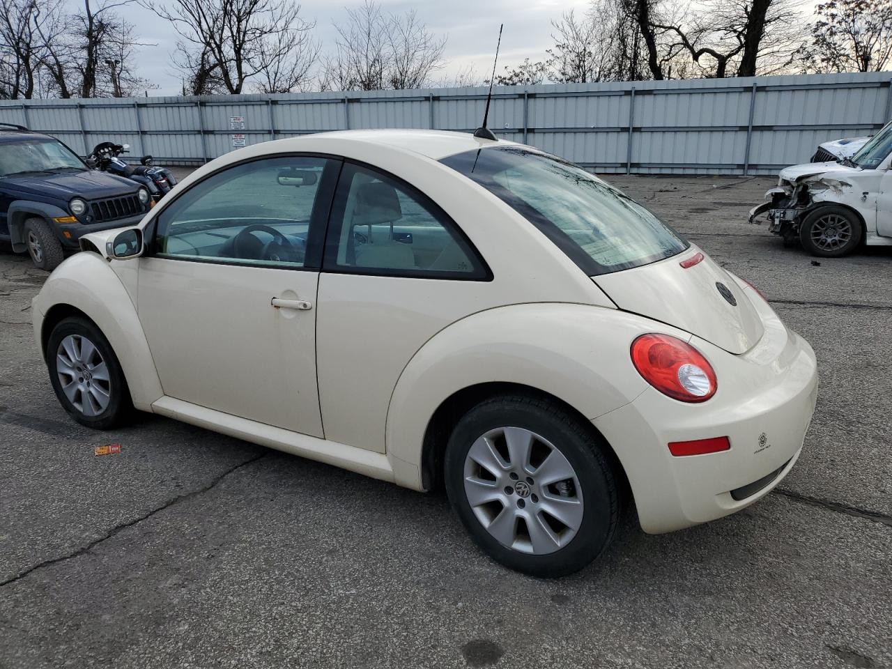 Photo 1 VIN: 3VWPW31C78M521567 - VOLKSWAGEN BEETLE 