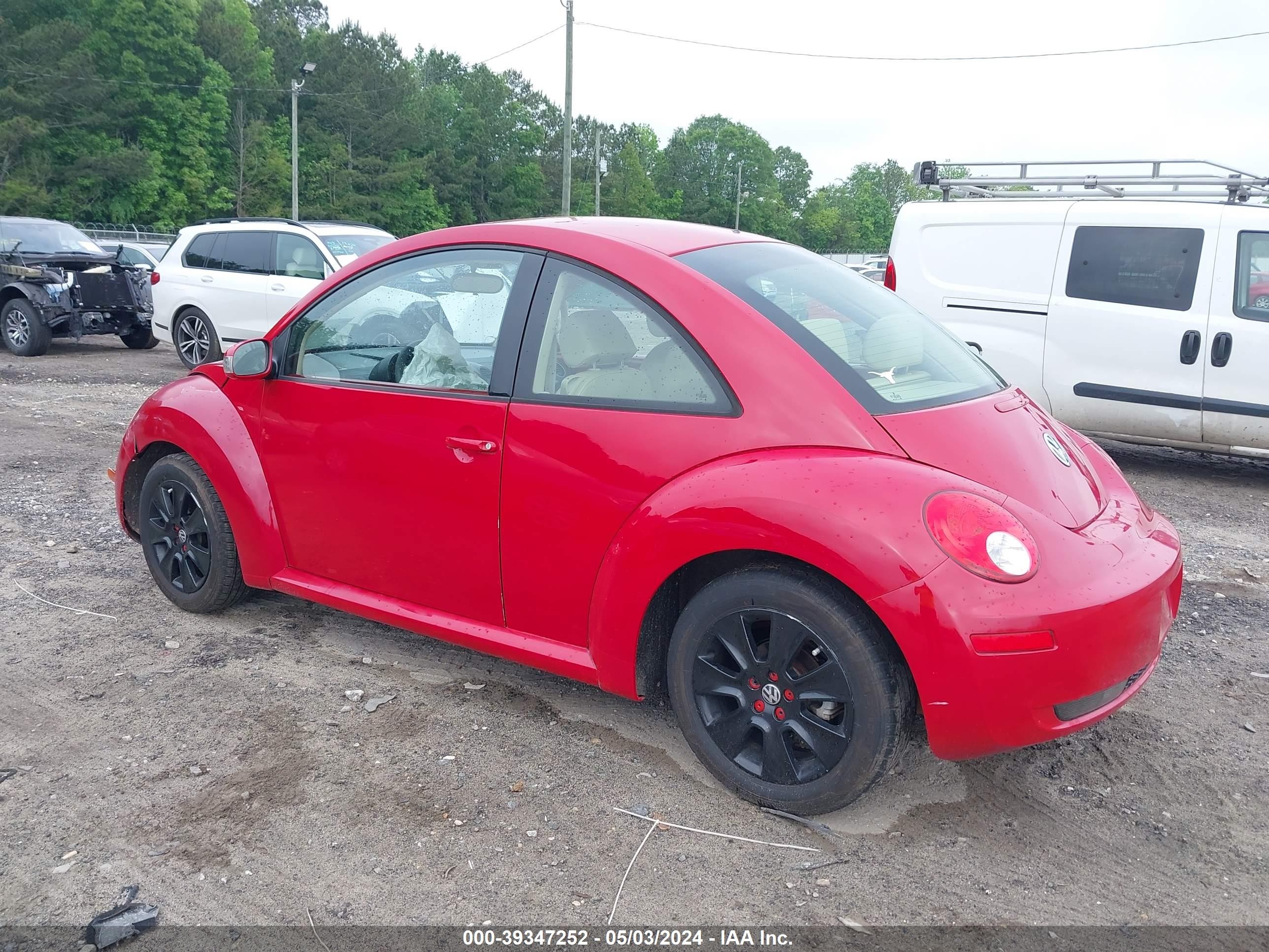 Photo 2 VIN: 3VWPW31C88M523988 - VOLKSWAGEN BEETLE 