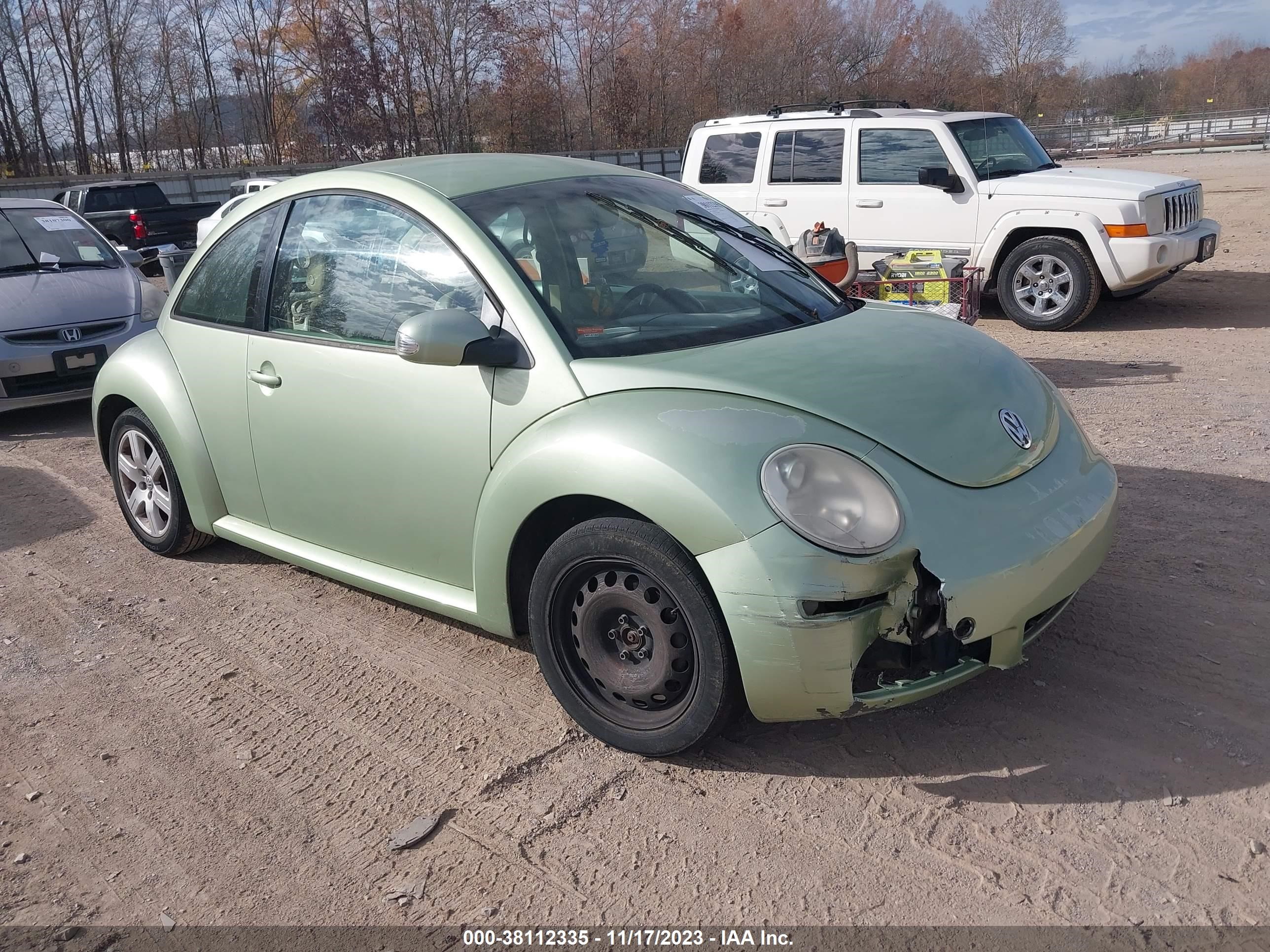 Photo 0 VIN: 3VWPW31CX7M504633 - VOLKSWAGEN BEETLE 