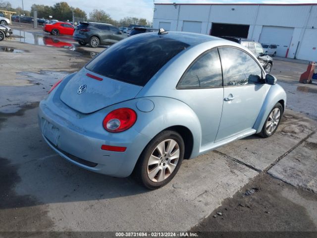 Photo 3 VIN: 3VWPW3AG0AM027124 - VOLKSWAGEN NEW BEETLE 