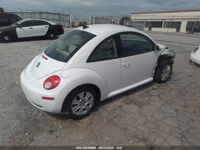 Photo 3 VIN: 3VWPW3AG1AM022627 - VOLKSWAGEN NEW BEETLE COUPE 