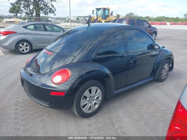 Photo 3 VIN: 3VWPW3AG3AM002119 - VOLKSWAGEN NEW BEETLE 