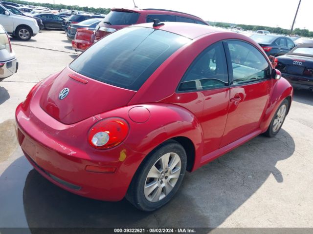 Photo 3 VIN: 3VWPW3AG4AM014831 - VOLKSWAGEN NEW BEETLE 