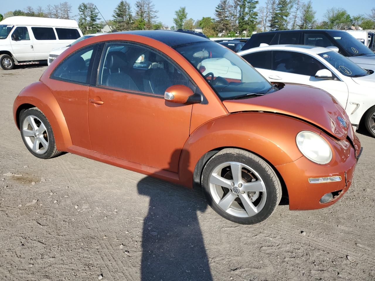 Photo 3 VIN: 3VWPW3AG5AM023523 - VOLKSWAGEN BEETLE 