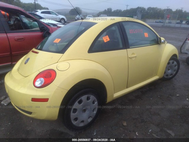 Photo 3 VIN: 3VWPW3AGXAM009438 - VOLKSWAGEN NEW BEETLE COUPE 