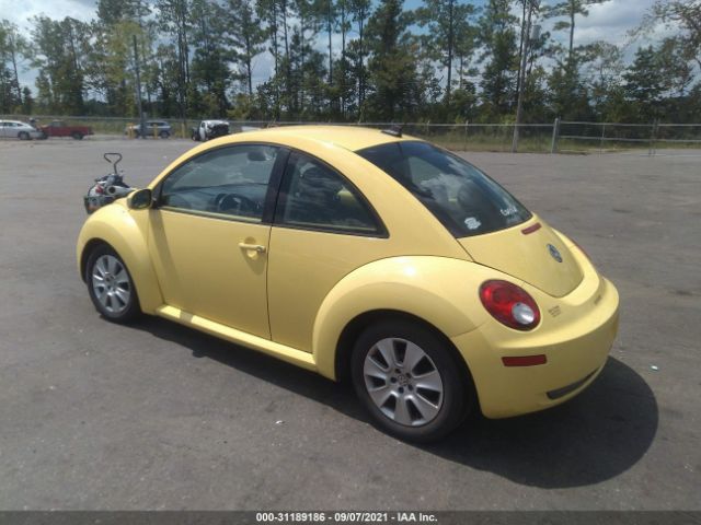 Photo 2 VIN: 3VWPW3AGXAM017636 - VOLKSWAGEN NEW BEETLE COUPE 