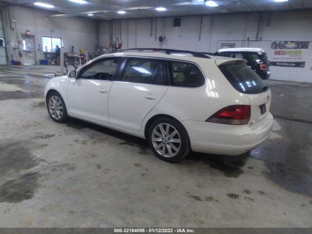 Photo 2 VIN: 3VWPX7AJ5BM615070 - VOLKSWAGEN JETTA SPORTWAGEN 