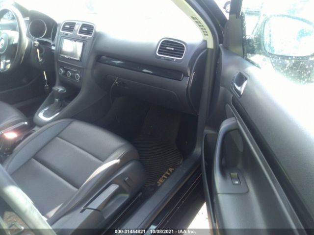 Photo 4 VIN: 3VWPX7AJ9AM687419 - VOLKSWAGEN JETTA SPORTWAGEN 