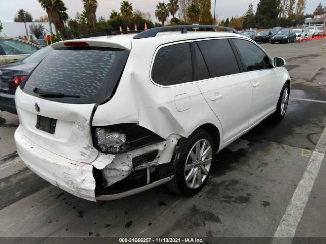 Photo 3 VIN: 3VWPZ7AJXAM652592 - VOLKSWAGEN JETTA SPORTWAGEN 