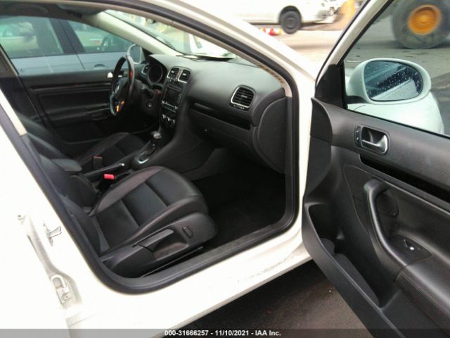 Photo 4 VIN: 3VWPZ7AJXAM652592 - VOLKSWAGEN JETTA SPORTWAGEN 