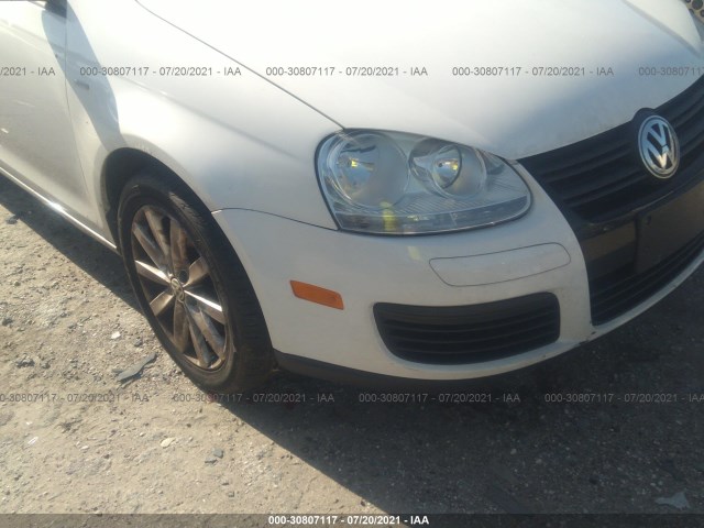 Photo 5 VIN: 3VWRA7AJ6AM041894 - VOLKSWAGEN JETTA SEDAN 