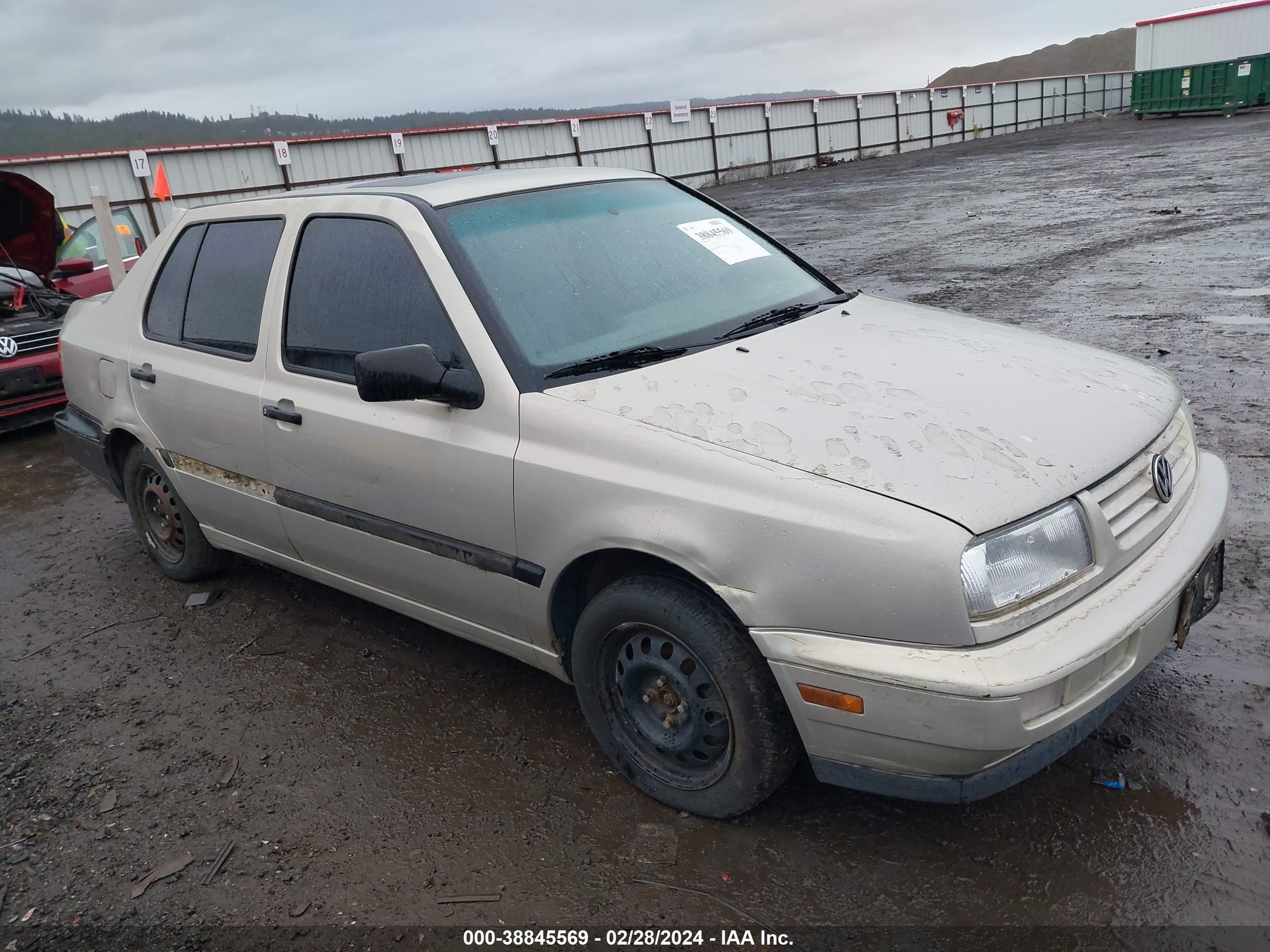 Photo 0 VIN: 3VWRA81H1TM033322 - VOLKSWAGEN JETTA 