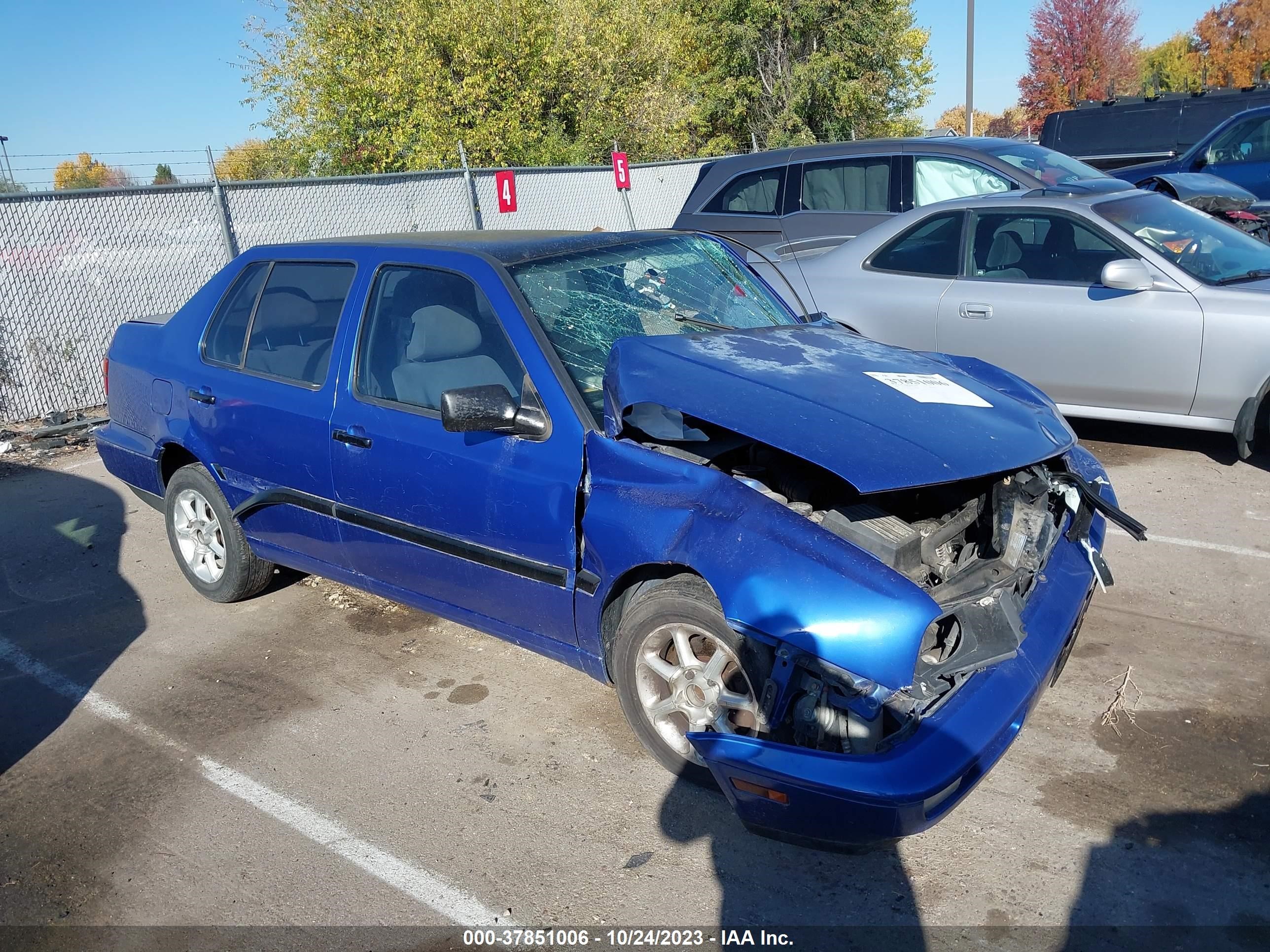 Photo 0 VIN: 3VWRA81H4WM209204 - VOLKSWAGEN JETTA 