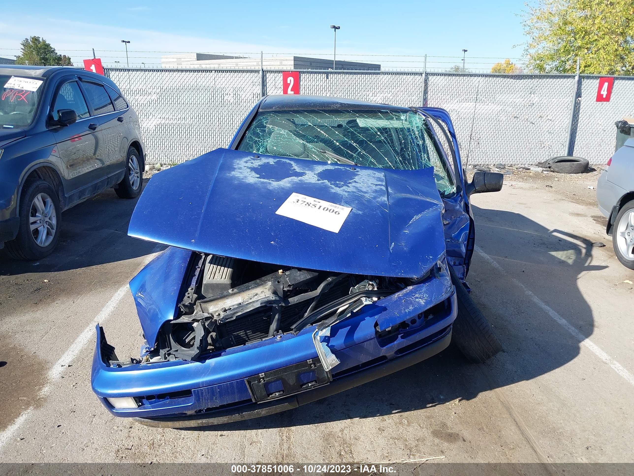 Photo 10 VIN: 3VWRA81H4WM209204 - VOLKSWAGEN JETTA 