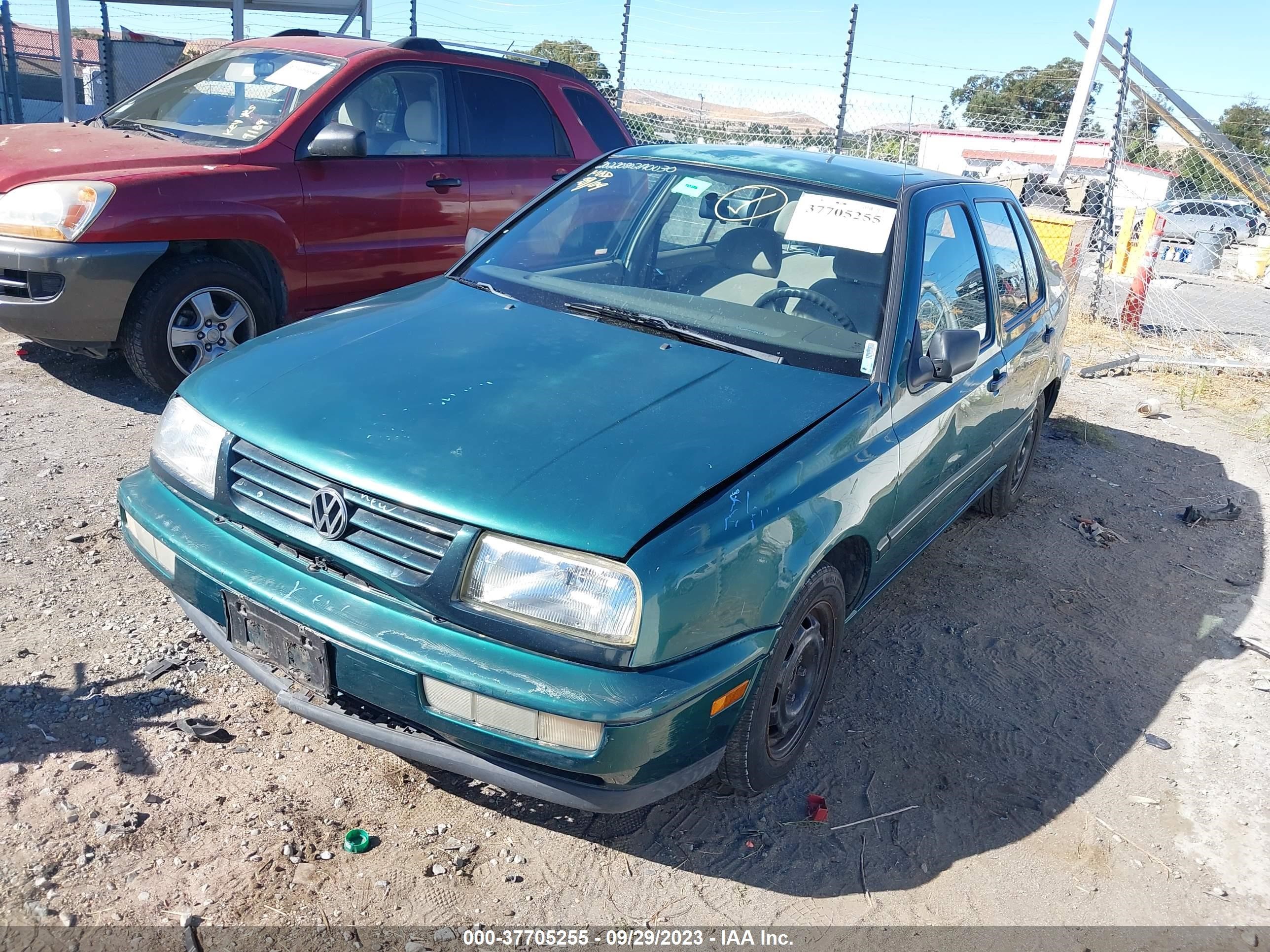 Photo 1 VIN: 3VWRB81H6VM006326 - VOLKSWAGEN JETTA 