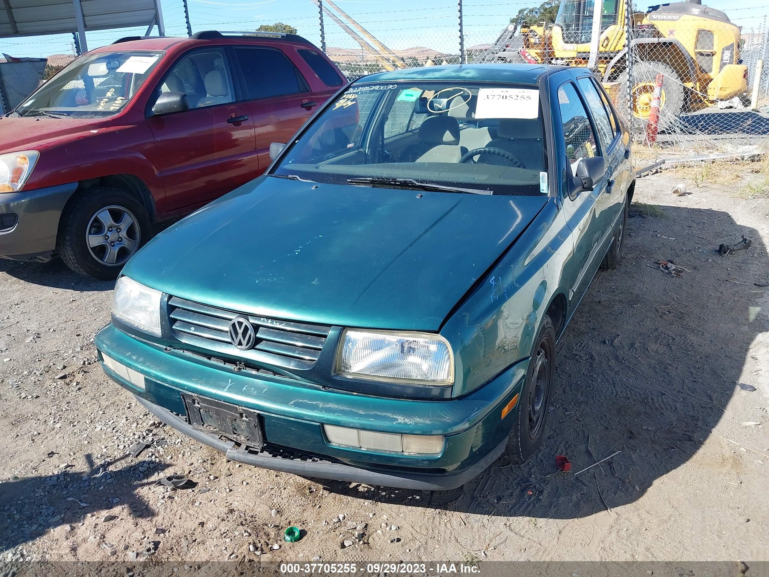 Photo 5 VIN: 3VWRB81H6VM006326 - VOLKSWAGEN JETTA 