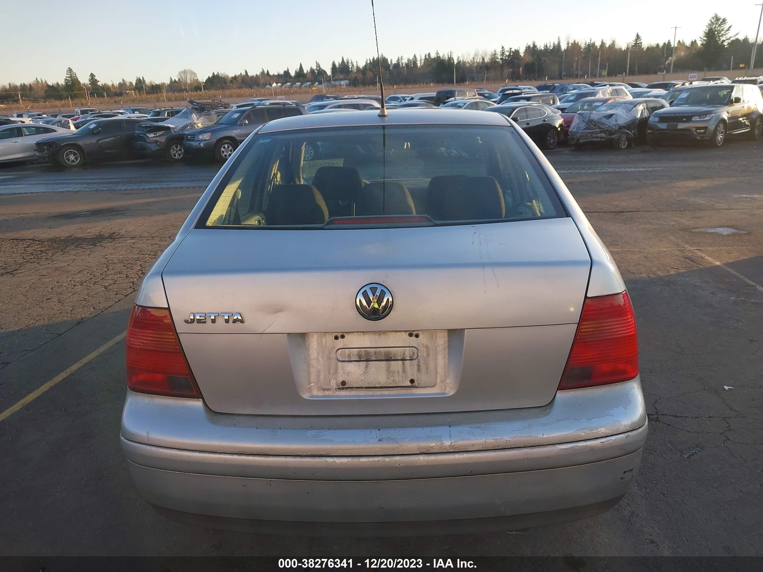 Photo 15 VIN: 3VWRC29M6XM046761 - VOLKSWAGEN JETTA 