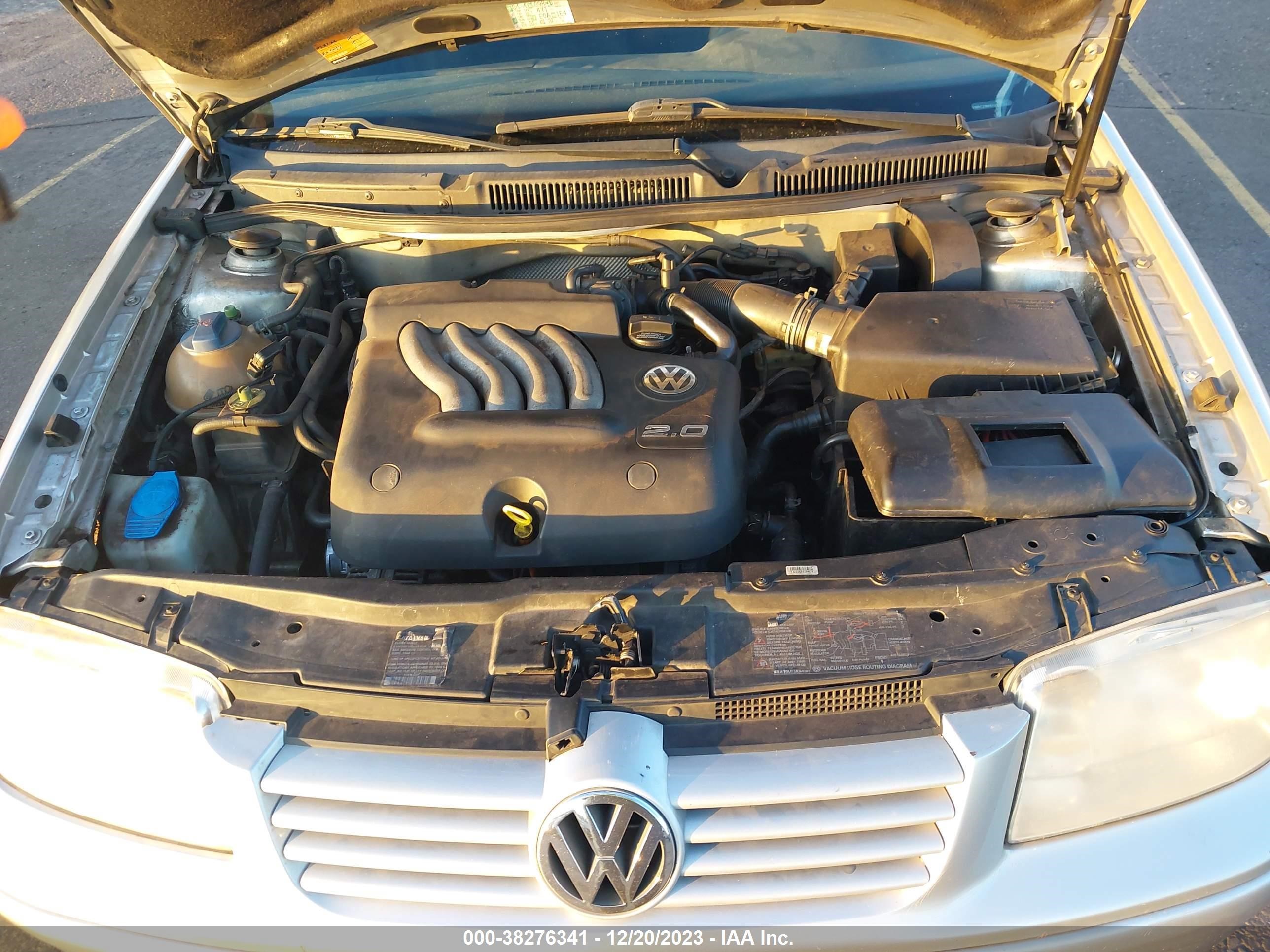 Photo 9 VIN: 3VWRC29M6XM046761 - VOLKSWAGEN JETTA 