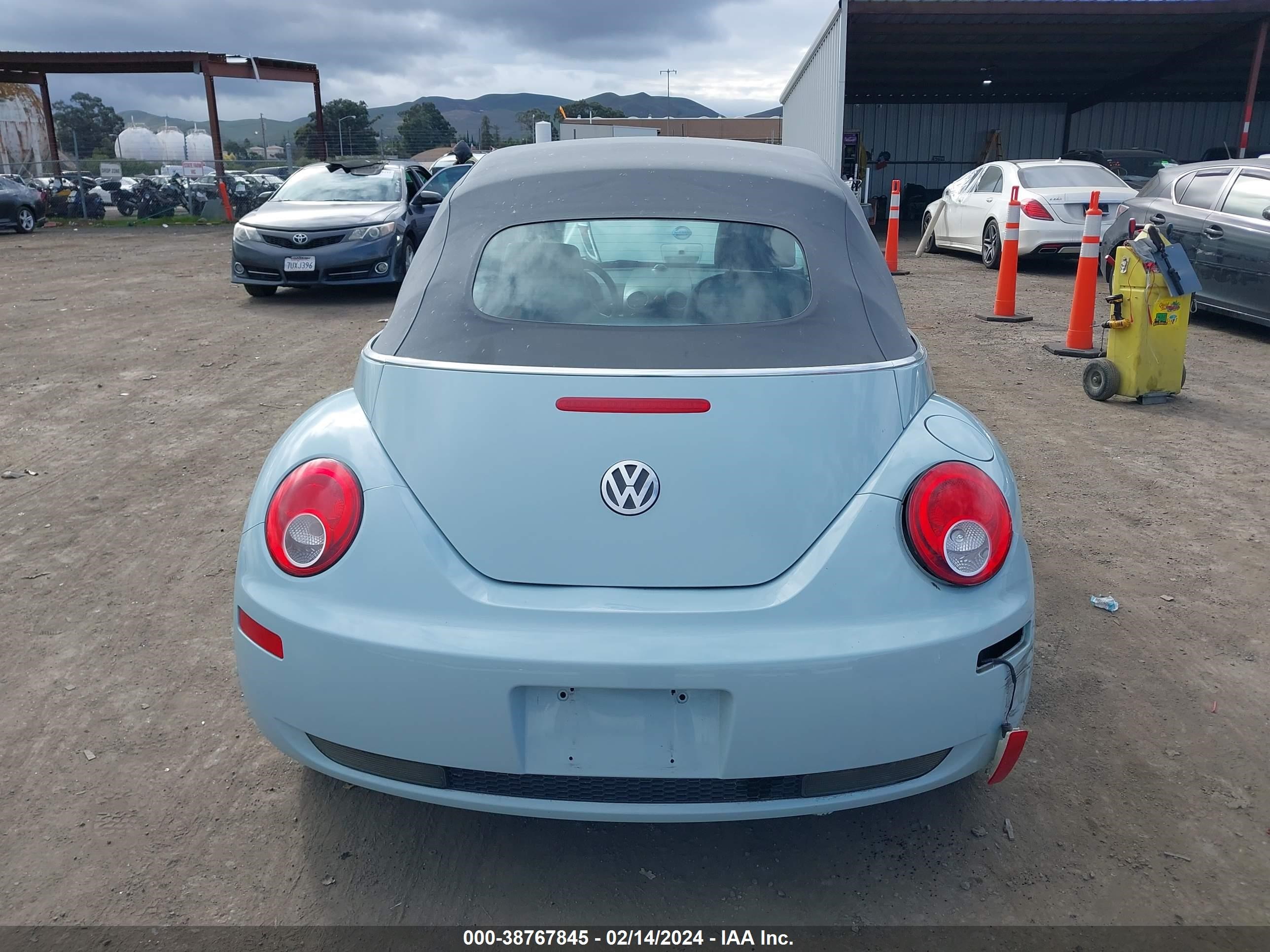 Photo 14 VIN: 3VWRF31Y26M325358 - VOLKSWAGEN BEETLE 