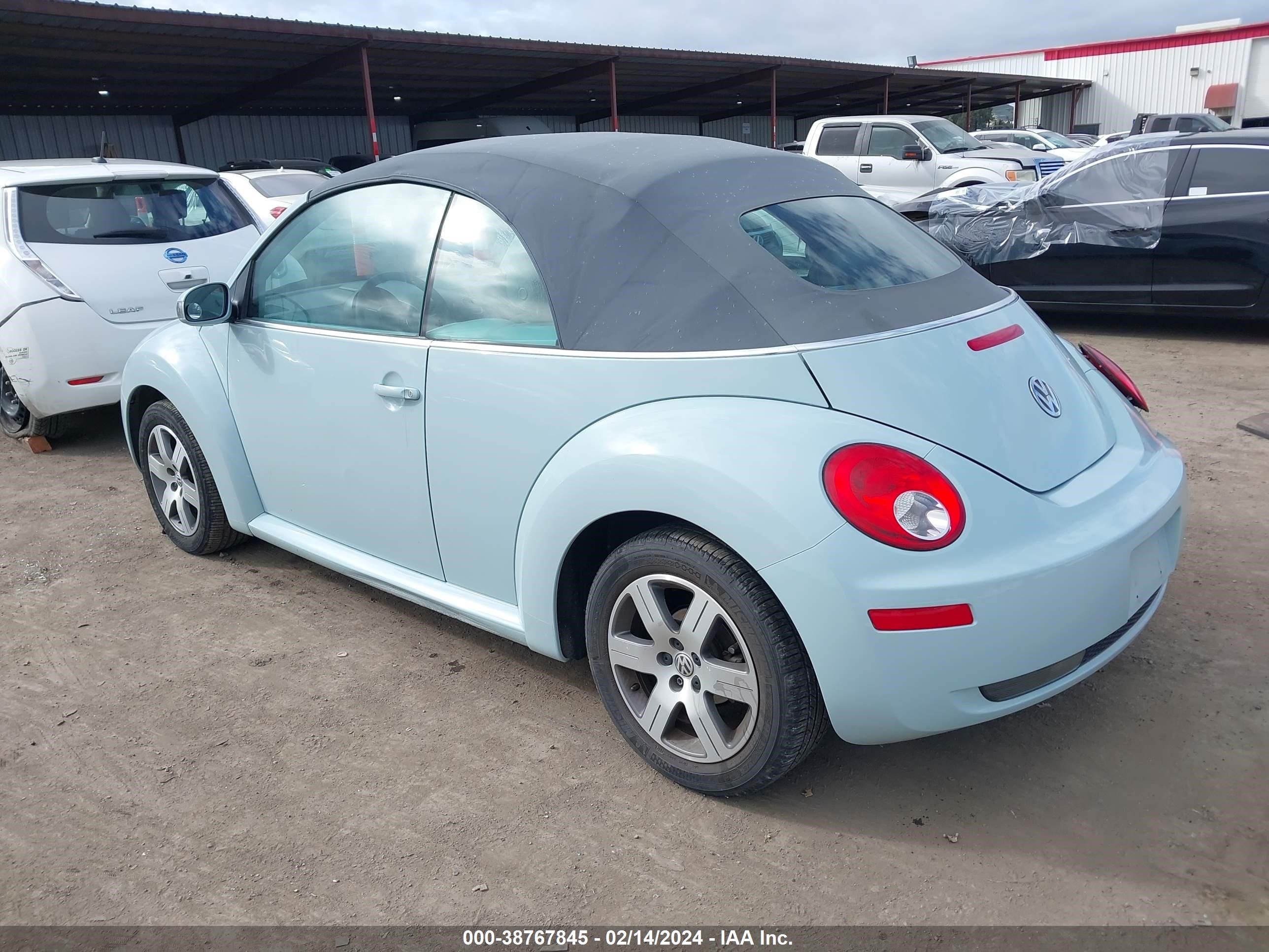 Photo 2 VIN: 3VWRF31Y26M325358 - VOLKSWAGEN BEETLE 