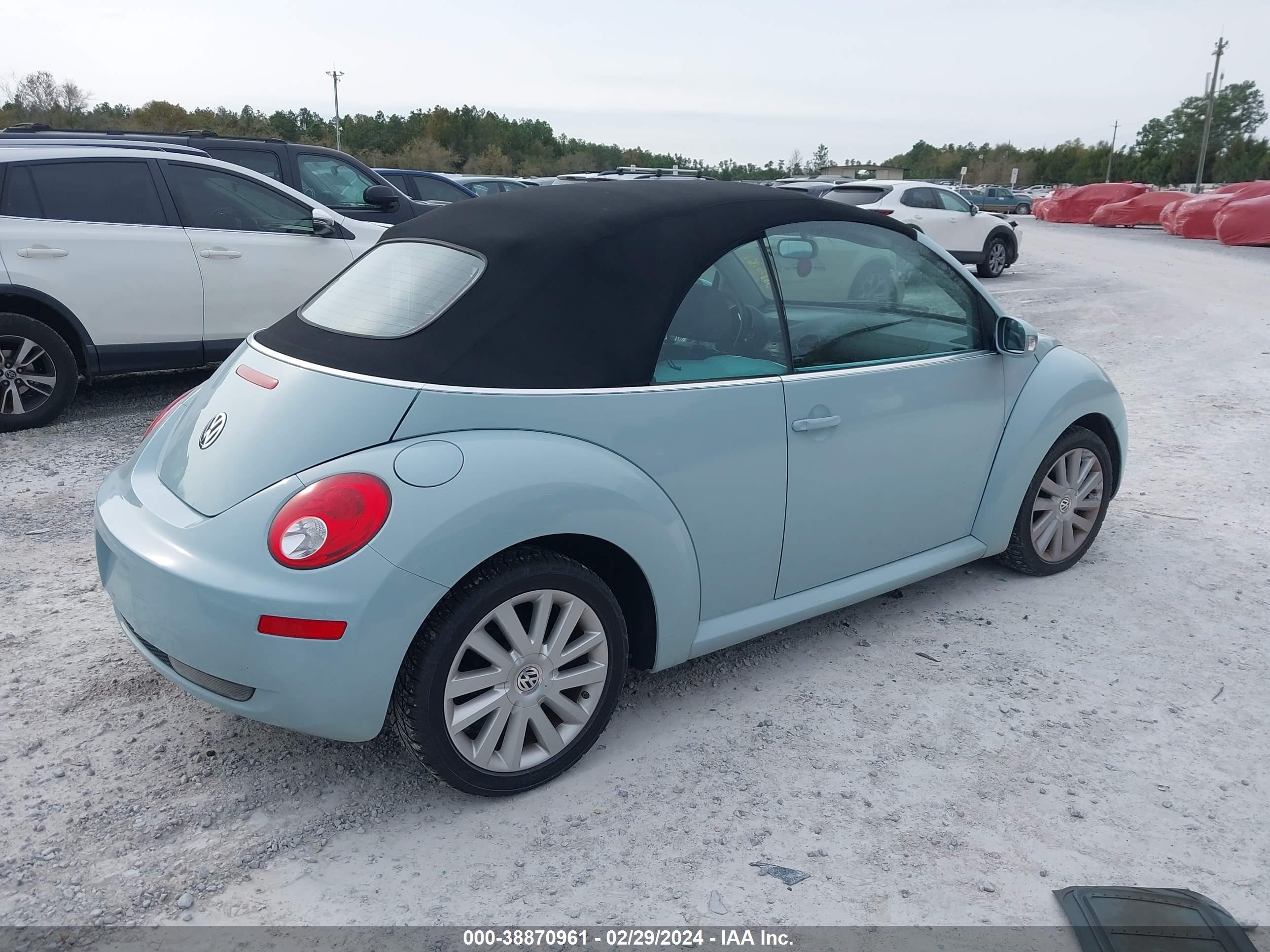 Photo 3 VIN: 3VWRF31Y26M327417 - VOLKSWAGEN BEETLE 