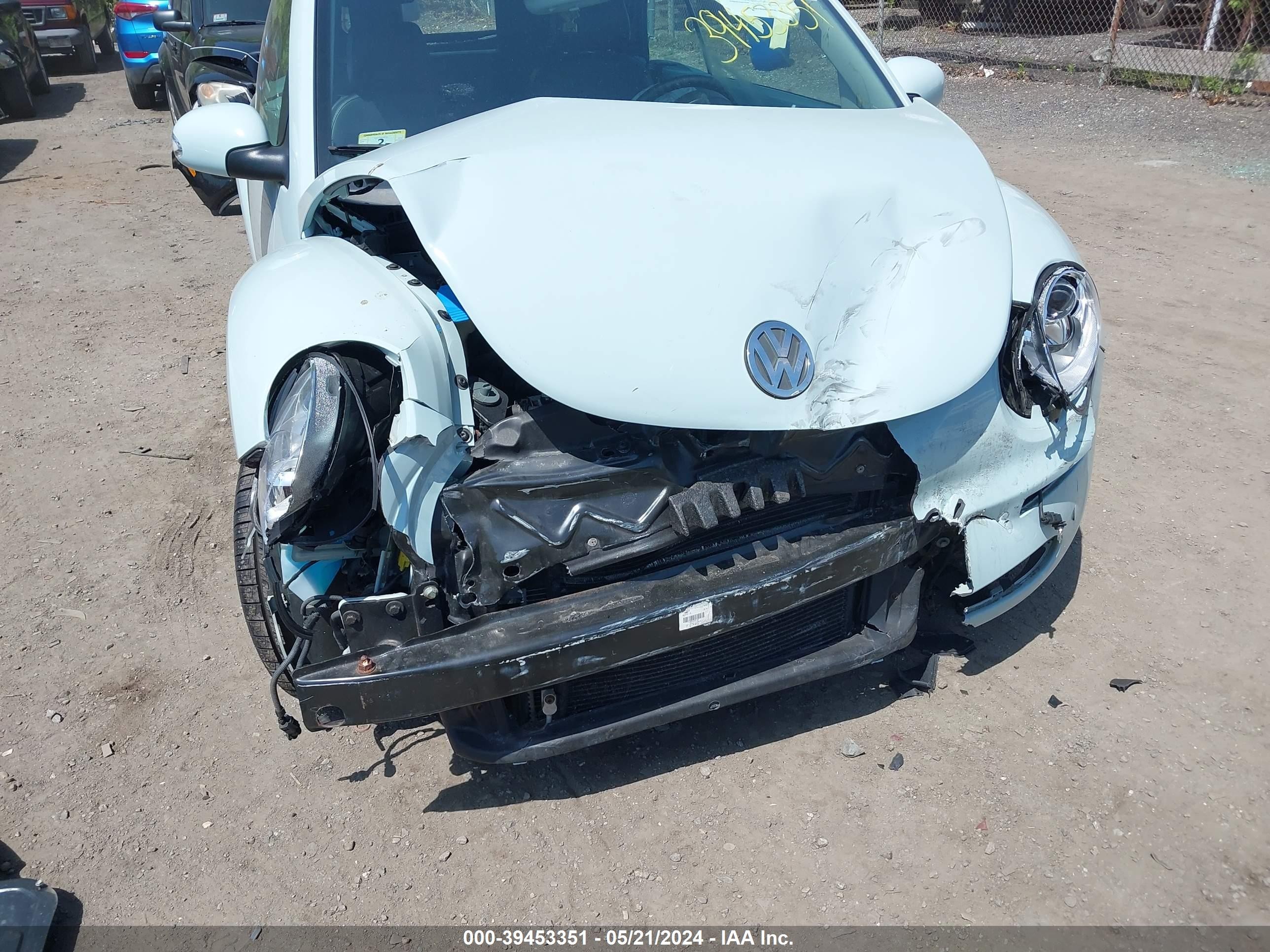 Photo 5 VIN: 3VWRF31Y36M300775 - VOLKSWAGEN BEETLE 