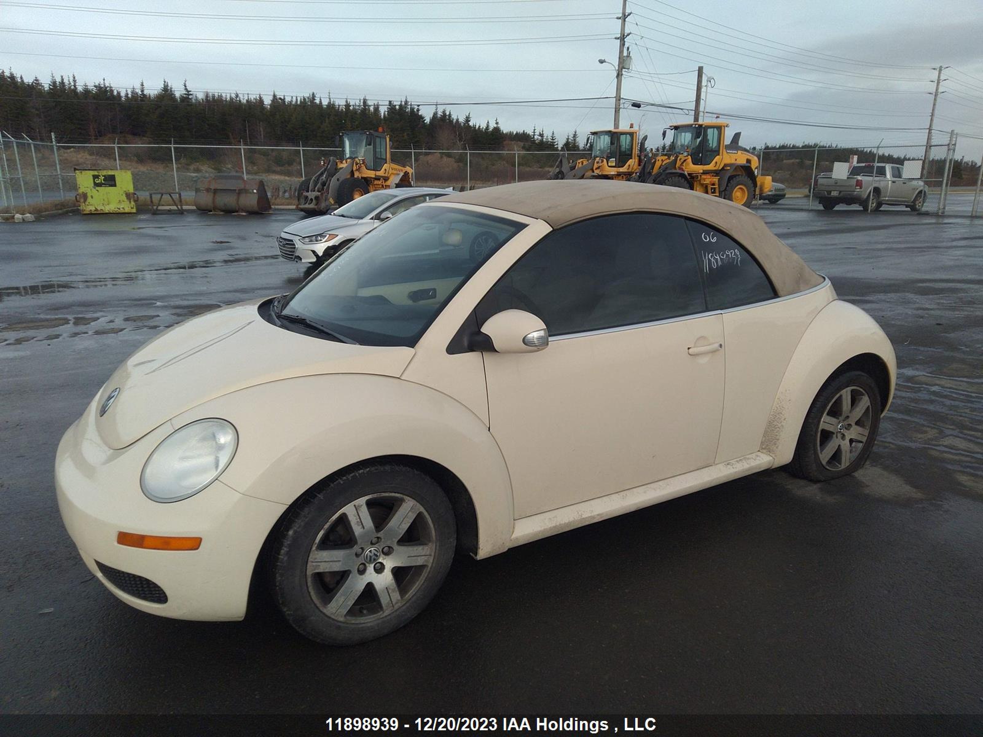 Photo 1 VIN: 3VWRF31Y46M310764 - VOLKSWAGEN BEETLE 