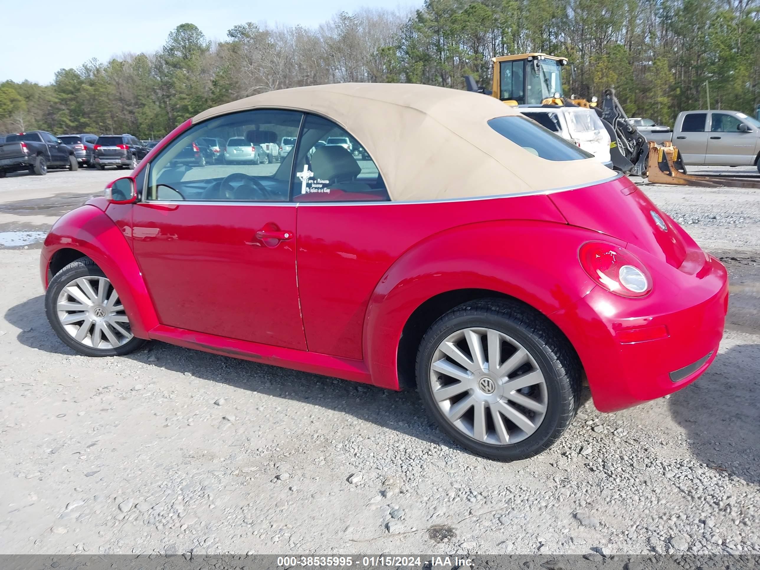 Photo 2 VIN: 3VWRF31Y48M416506 - VOLKSWAGEN BEETLE 