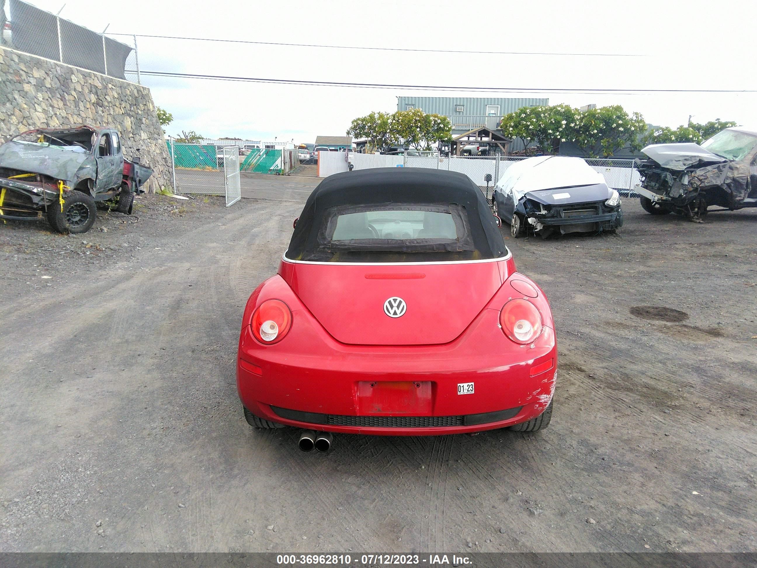 Photo 15 VIN: 3VWRF31Y49M400727 - VOLKSWAGEN BEETLE 