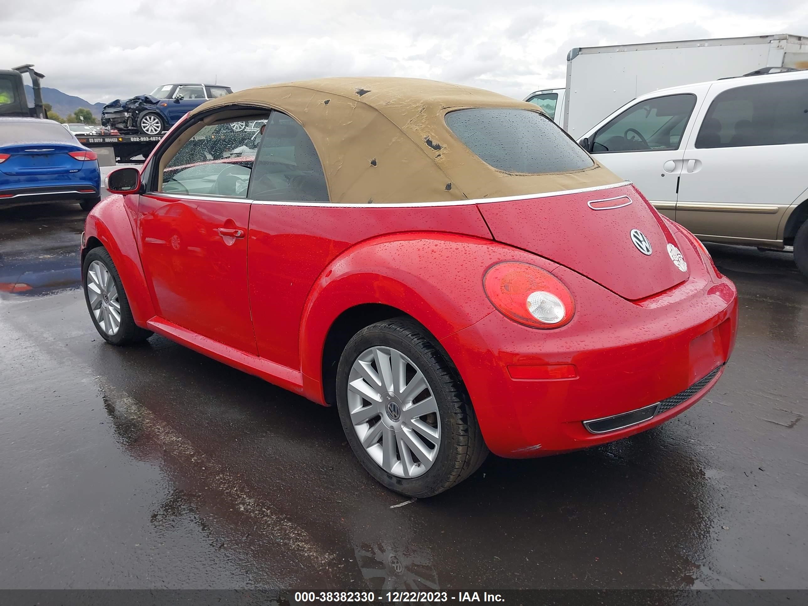 Photo 2 VIN: 3VWRF31Y49M405362 - VOLKSWAGEN BEETLE 