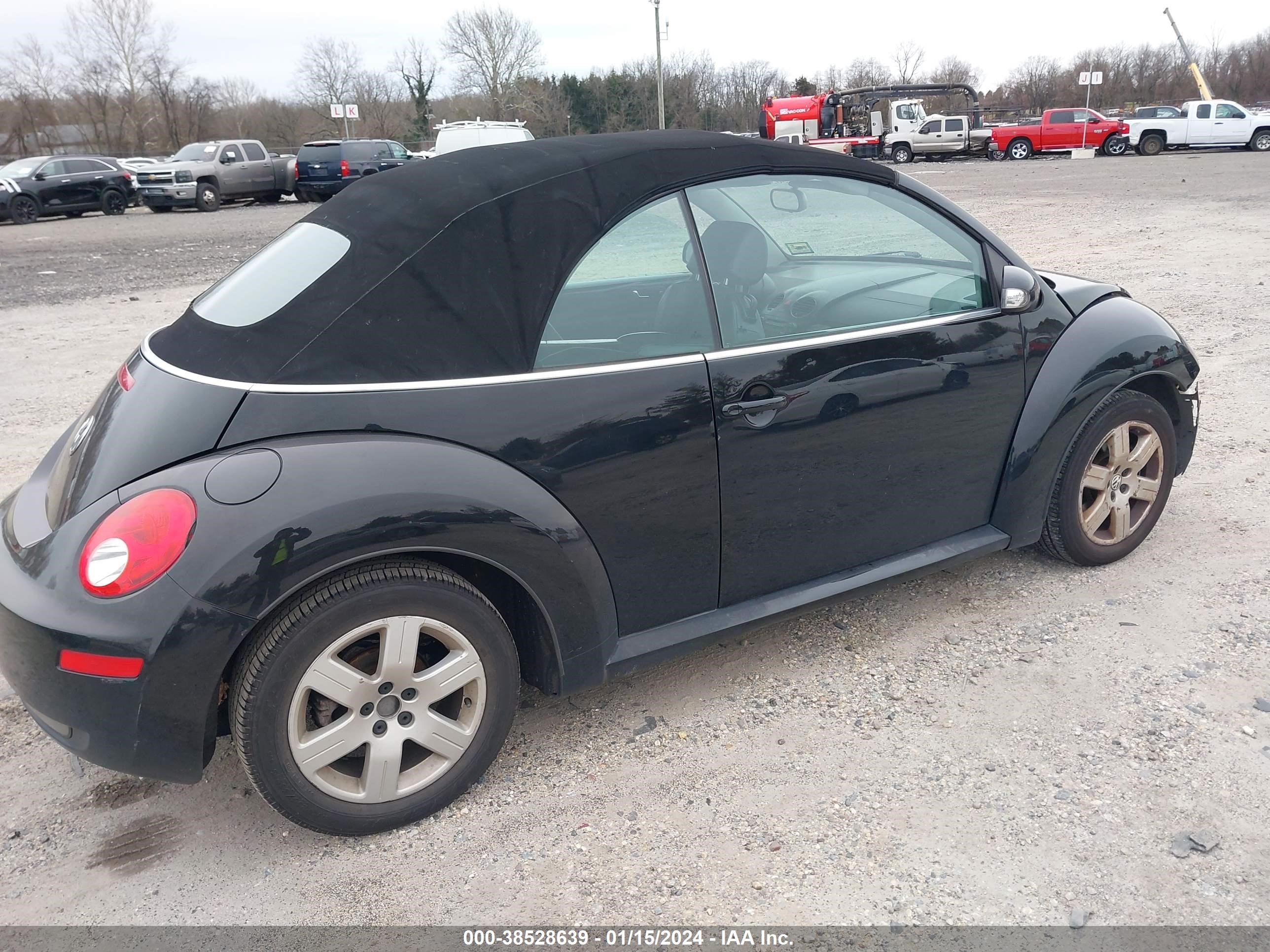 Photo 3 VIN: 3VWRF31Y57M416562 - VOLKSWAGEN BEETLE 