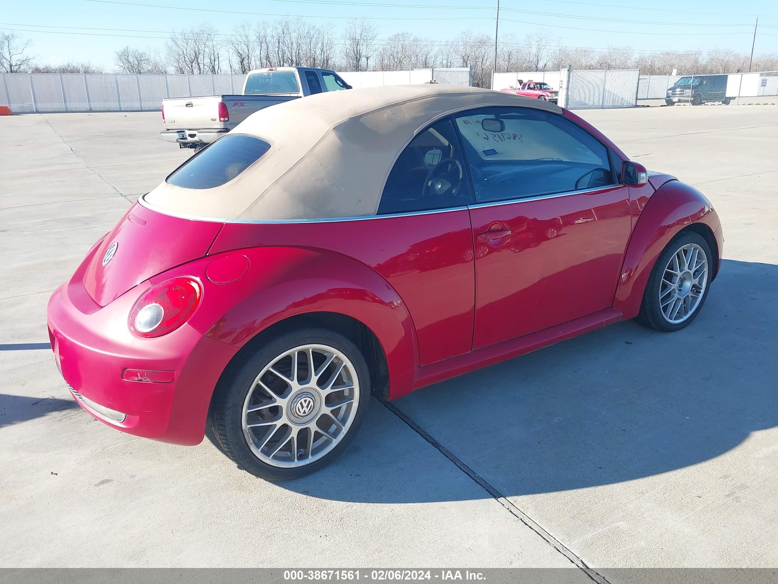 Photo 3 VIN: 3VWRF31Y67M403903 - VOLKSWAGEN BEETLE 