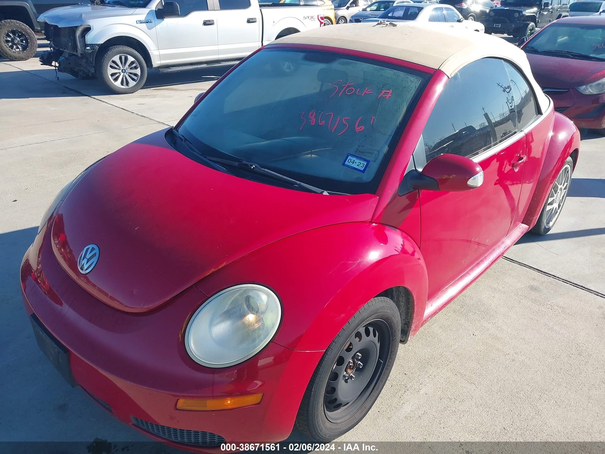 Photo 5 VIN: 3VWRF31Y67M403903 - VOLKSWAGEN BEETLE 