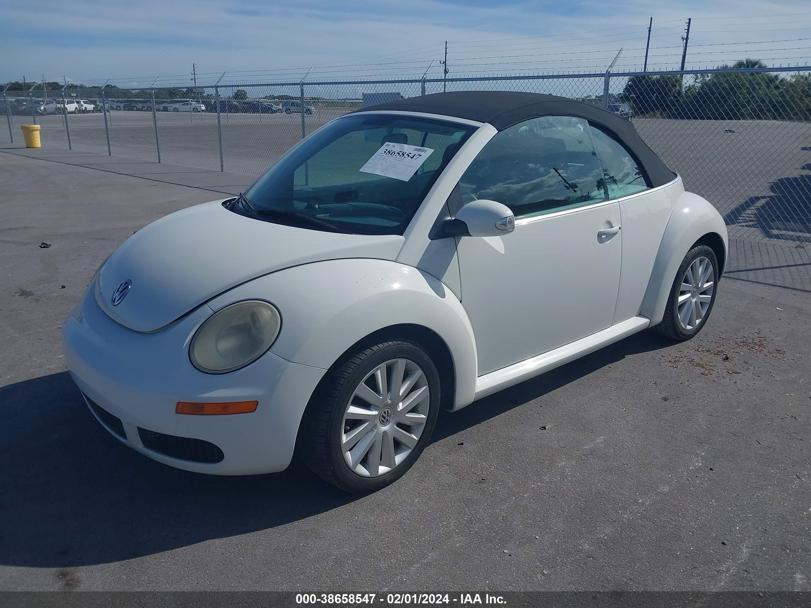 Photo 1 VIN: 3VWRF31Y69M406318 - VOLKSWAGEN BEETLE 