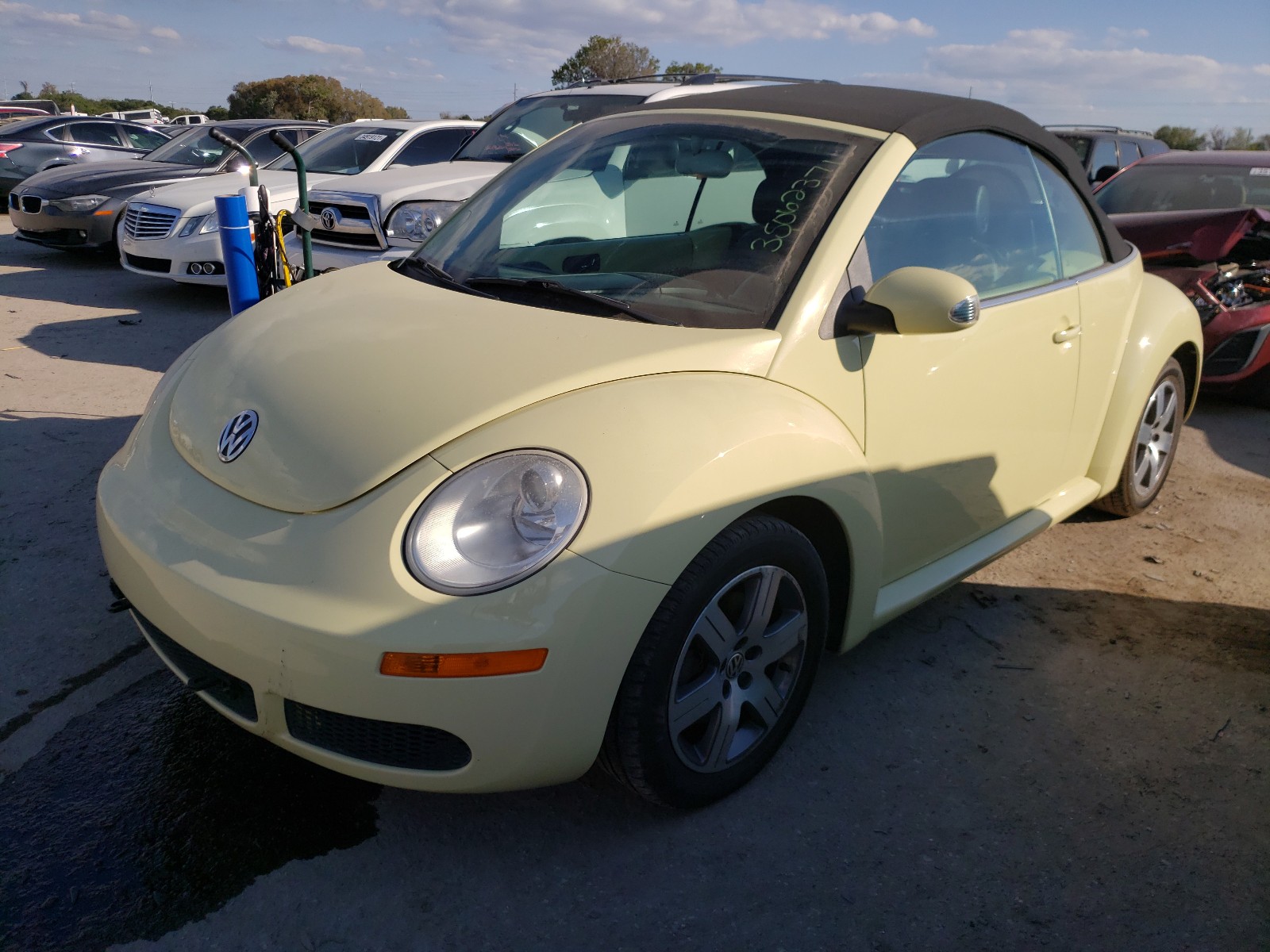 Photo 1 VIN: 3VWRF31Y86M318348 - VOLKSWAGEN NEW BEETLE 