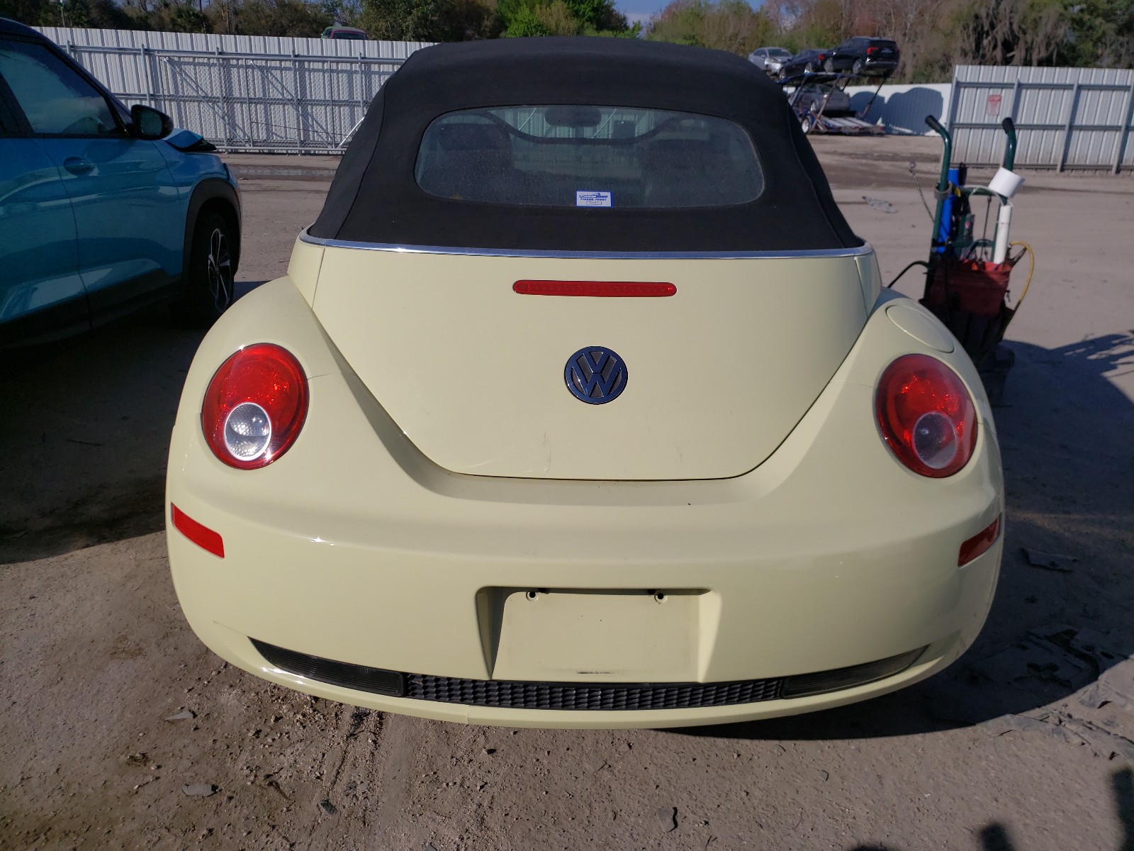 Photo 5 VIN: 3VWRF31Y86M318348 - VOLKSWAGEN NEW BEETLE 