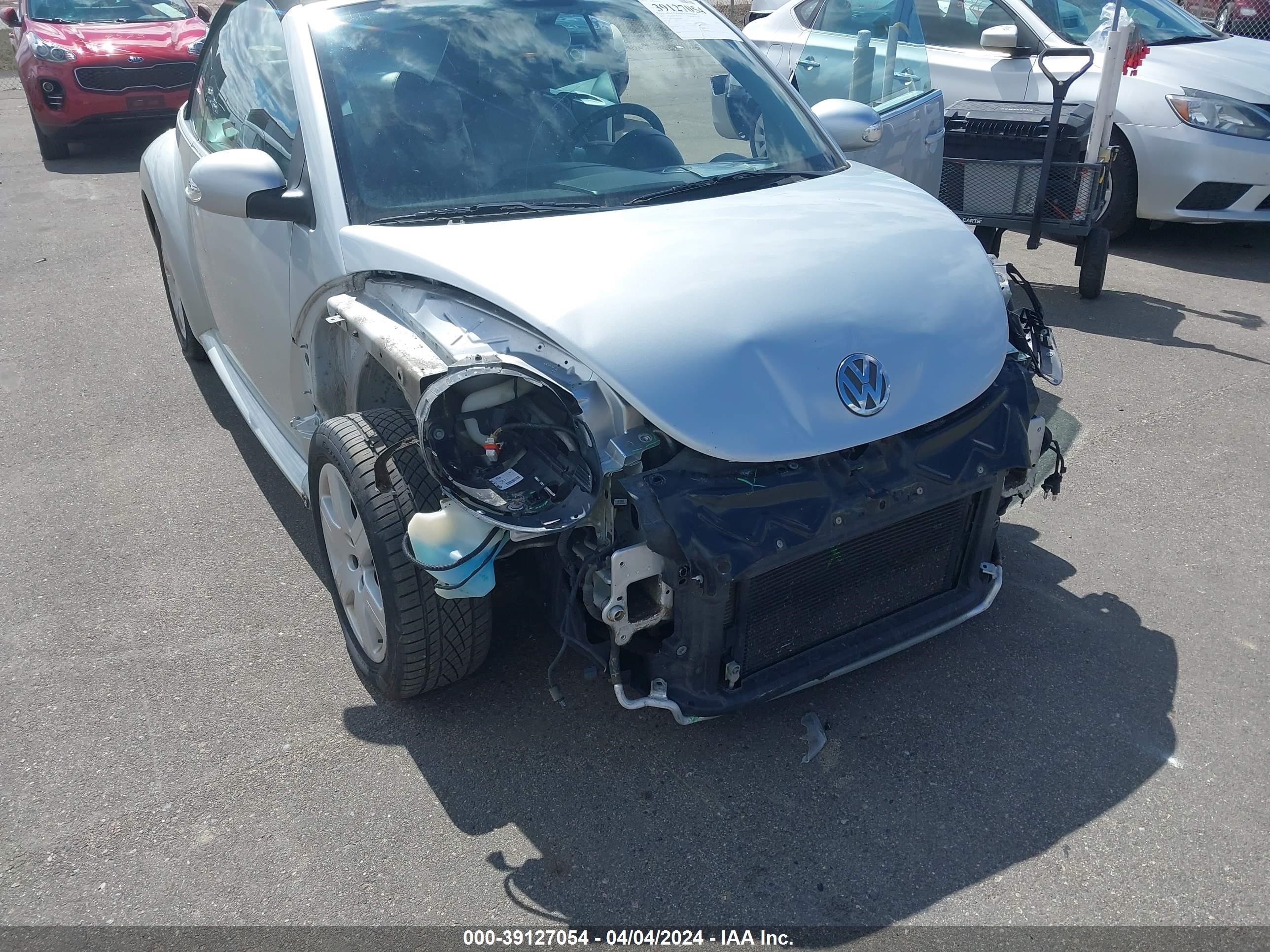 Photo 5 VIN: 3VWRF31Y87M413669 - VOLKSWAGEN BEETLE 