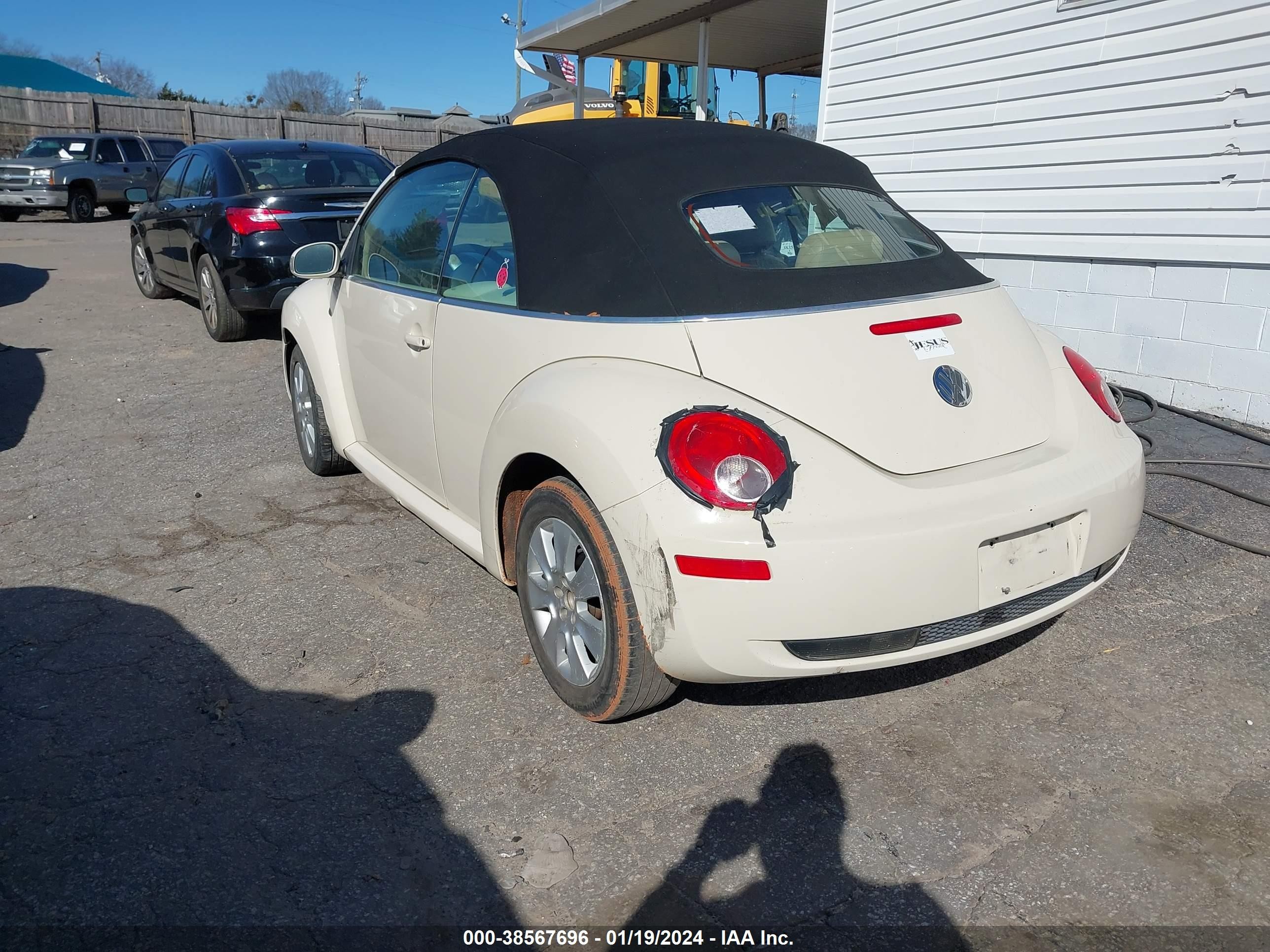 Photo 2 VIN: 3VWRF31Y96M309190 - VOLKSWAGEN BEETLE 