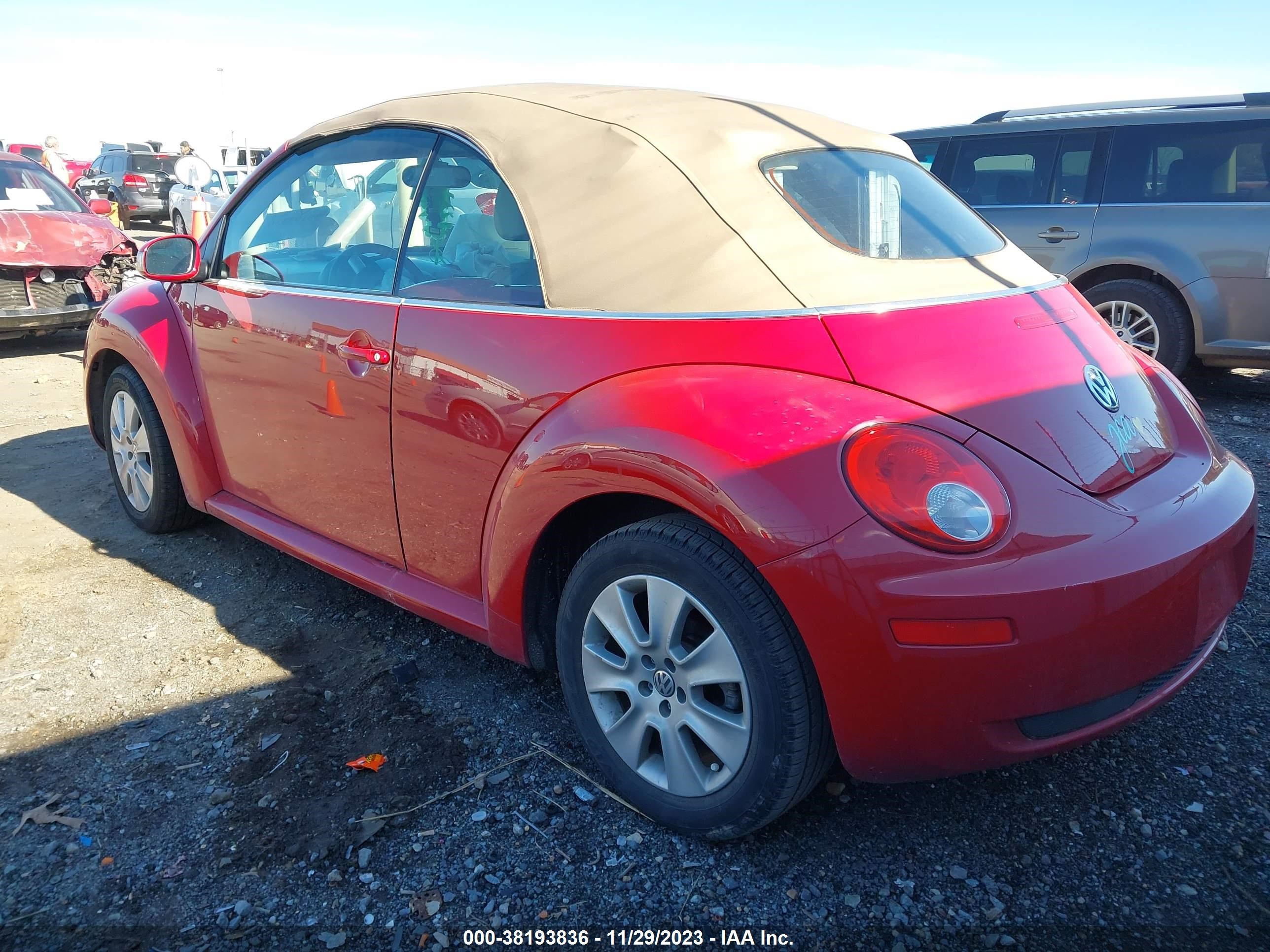 Photo 2 VIN: 3VWRF31Y99M400447 - VOLKSWAGEN BEETLE 