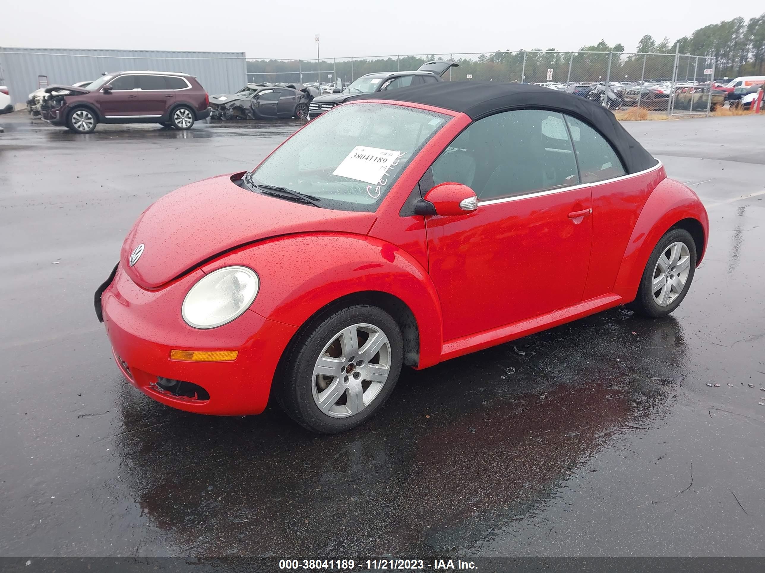 Photo 1 VIN: 3VWRF31YX7M421207 - VOLKSWAGEN BEETLE 