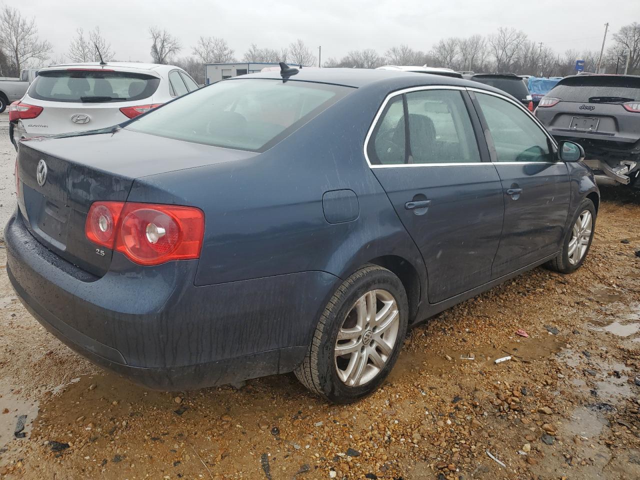 Photo 2 VIN: 3VWRF71K17M091394 - VOLKSWAGEN JETTA 