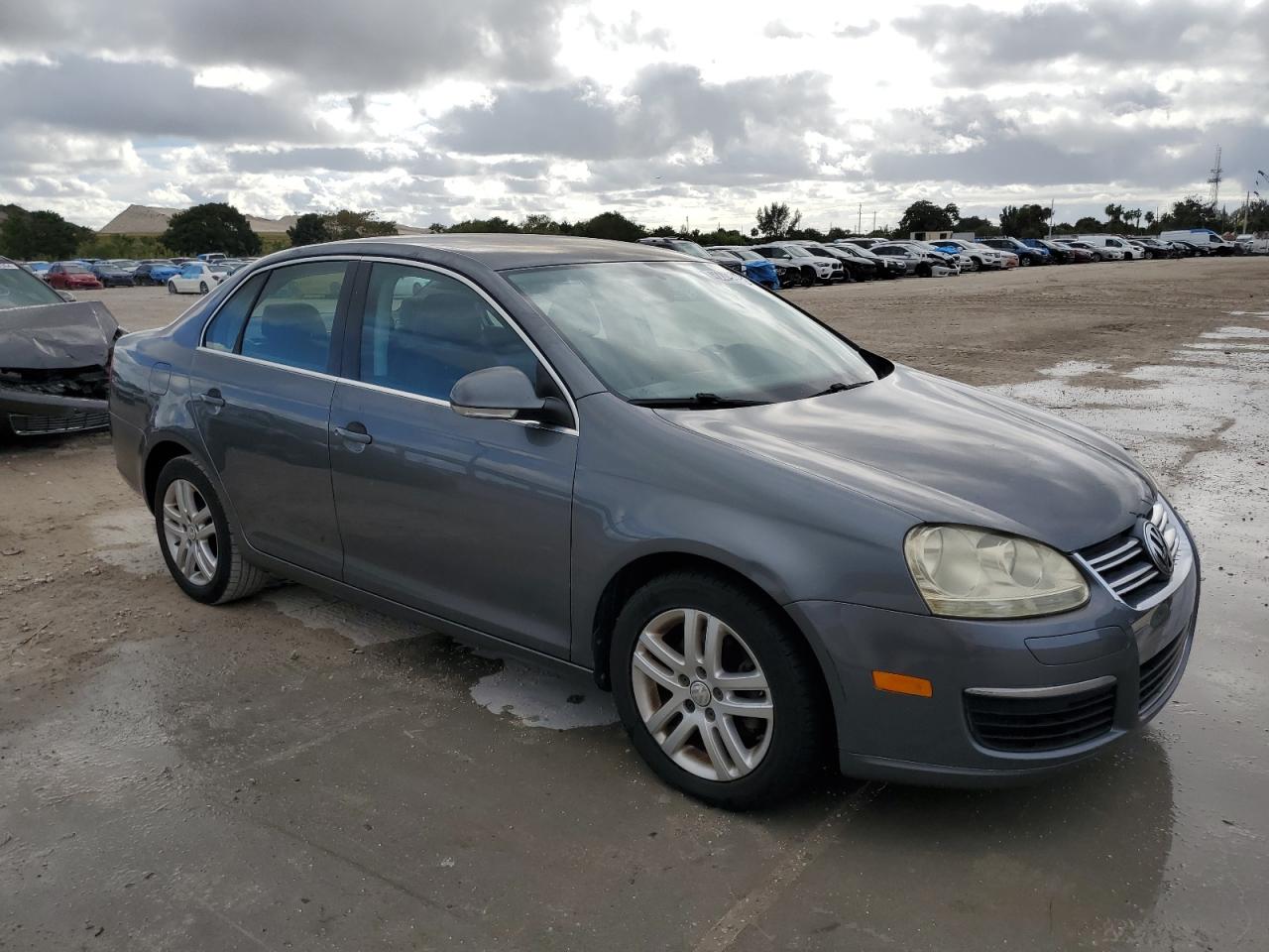 Photo 3 VIN: 3VWRF71K47M025292 - VOLKSWAGEN JETTA 