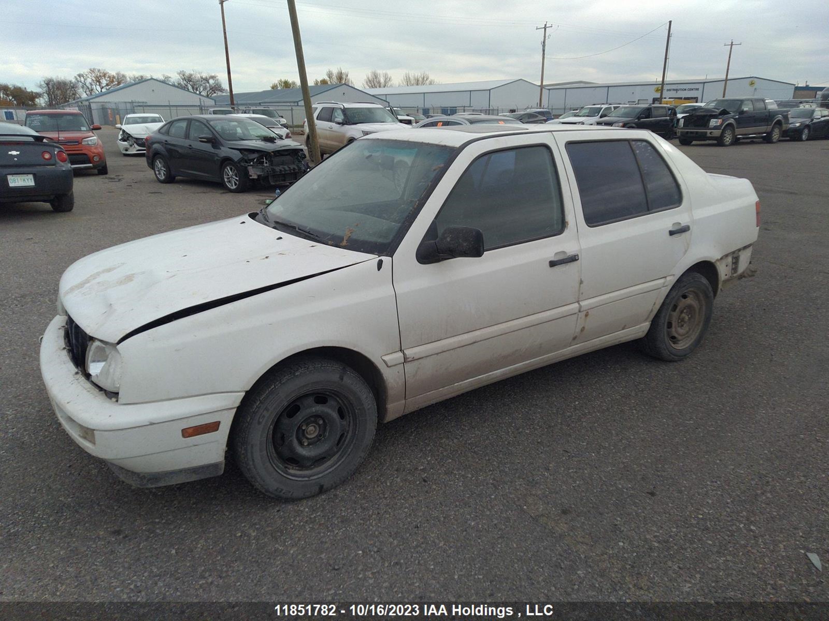 Photo 1 VIN: 3VWRF81H5XM233837 - VOLKSWAGEN JETTA 