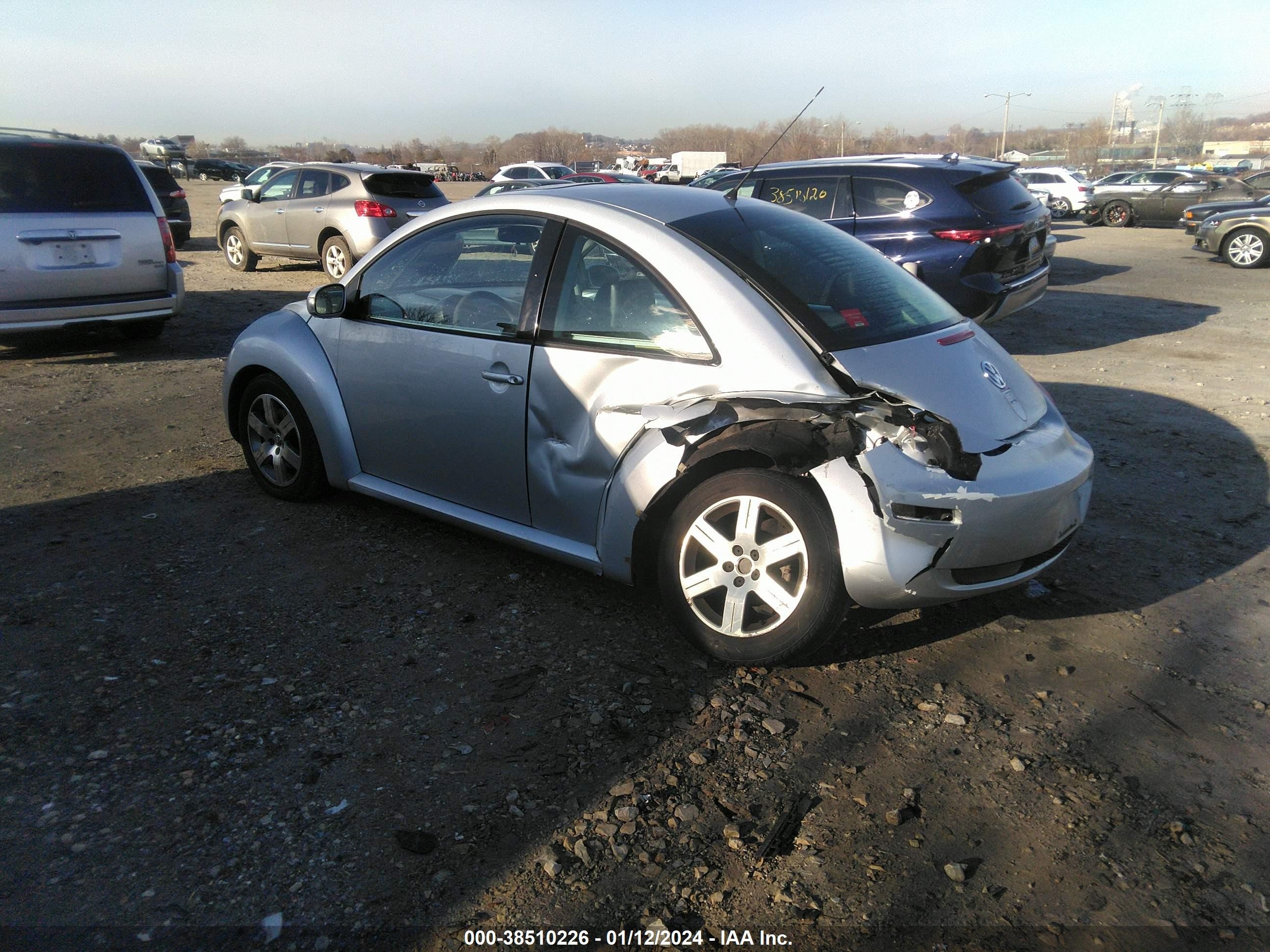 Photo 2 VIN: 3VWRG31C46M423860 - VOLKSWAGEN BEETLE 