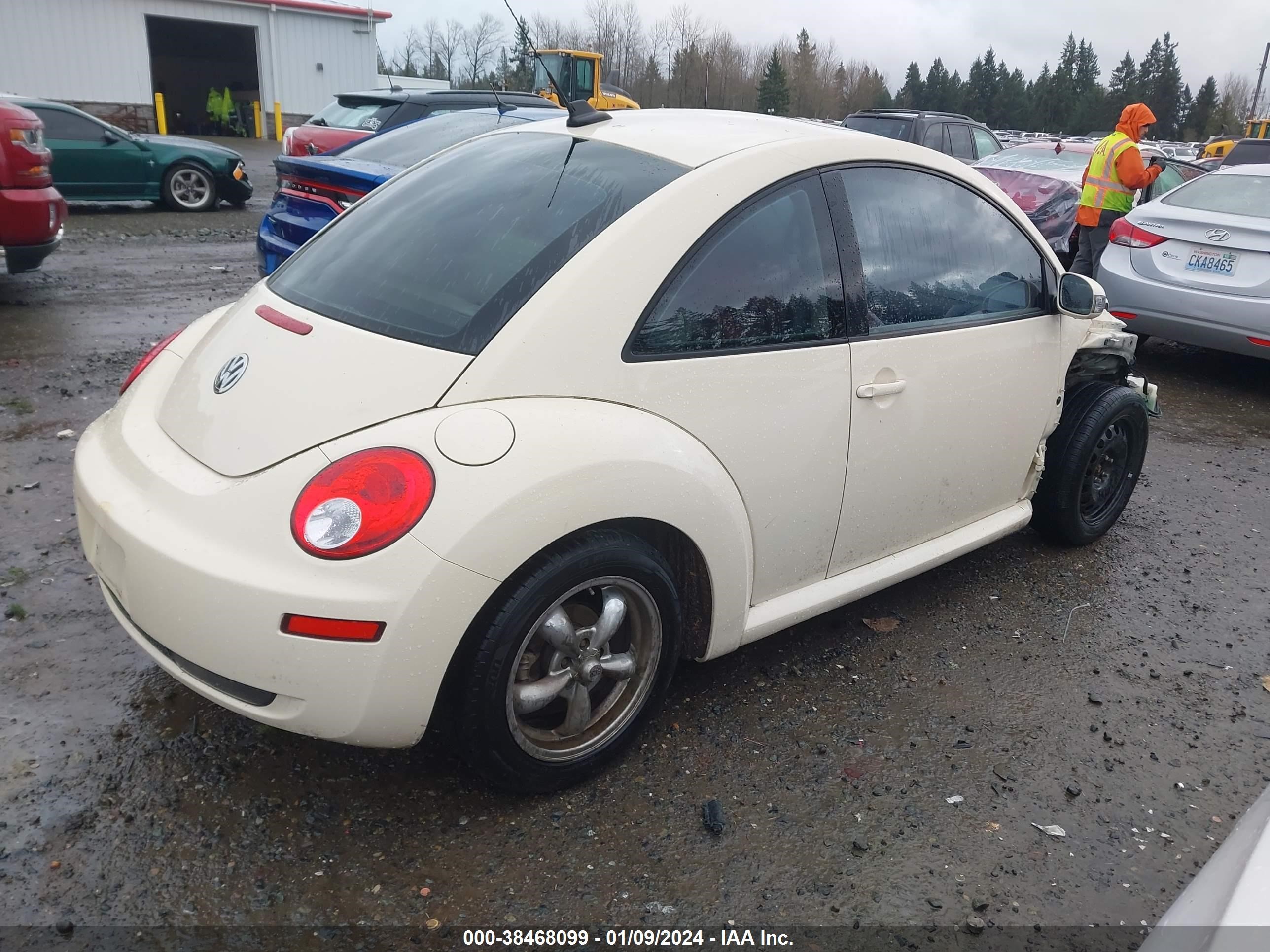 Photo 3 VIN: 3VWRG31C58M500366 - VOLKSWAGEN BEETLE 