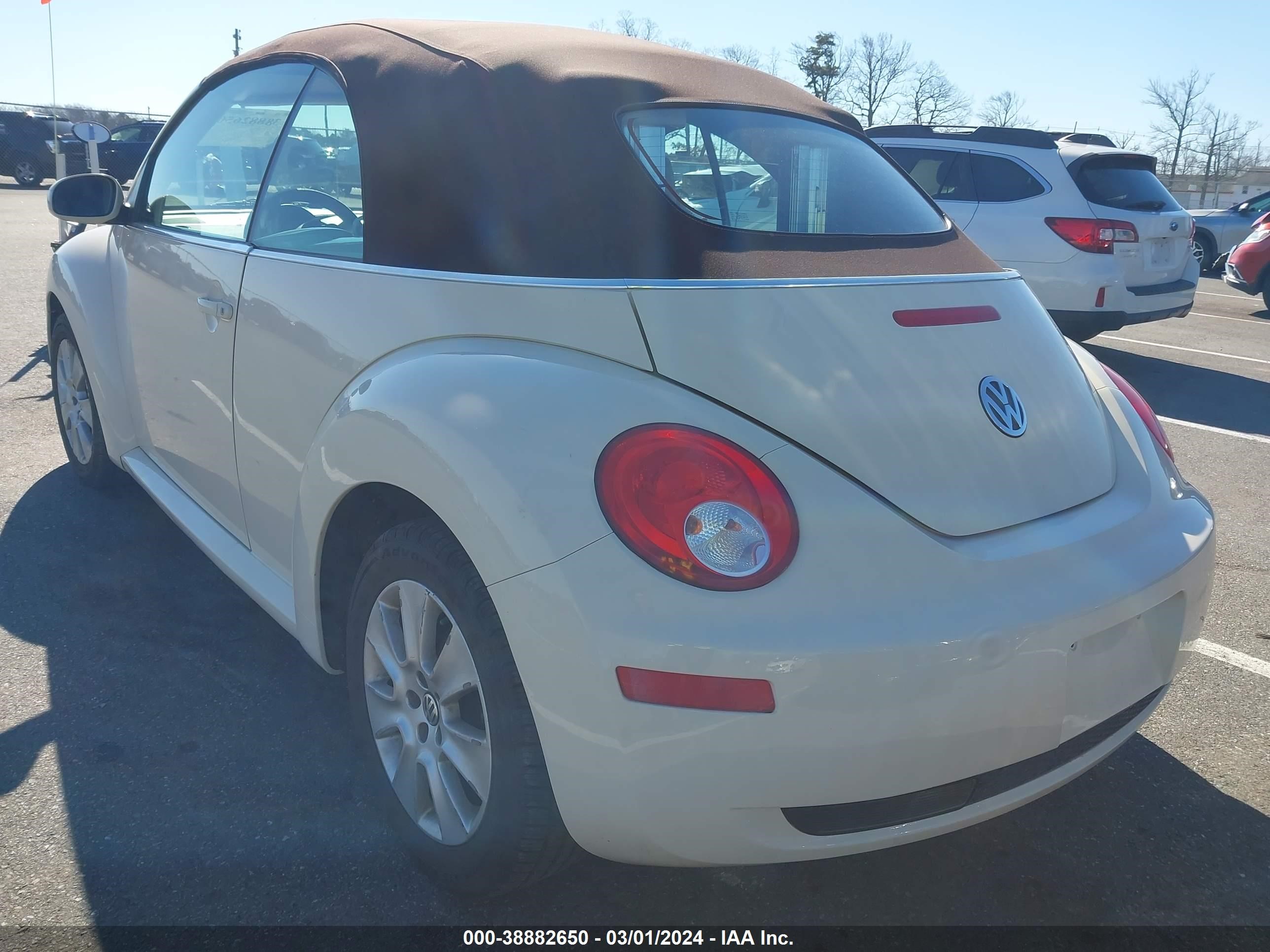 Photo 2 VIN: 3VWRG31Y19M410192 - VOLKSWAGEN BEETLE 