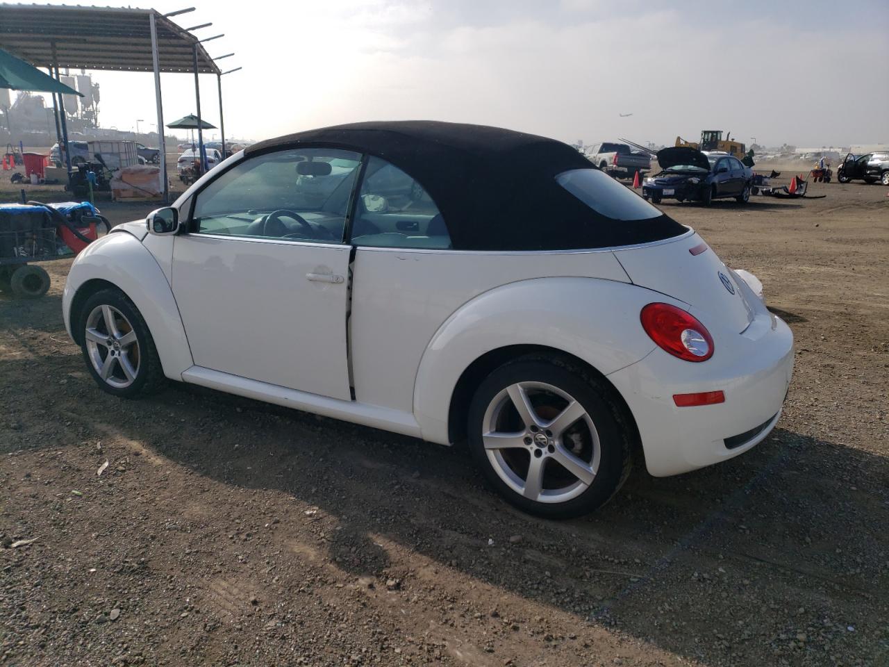 Photo 1 VIN: 3VWRG31Y39M402787 - VOLKSWAGEN BEETLE 