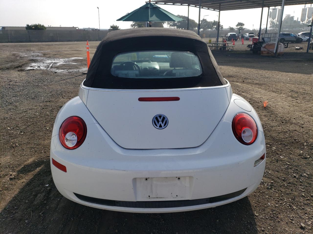 Photo 5 VIN: 3VWRG31Y39M402787 - VOLKSWAGEN BEETLE 