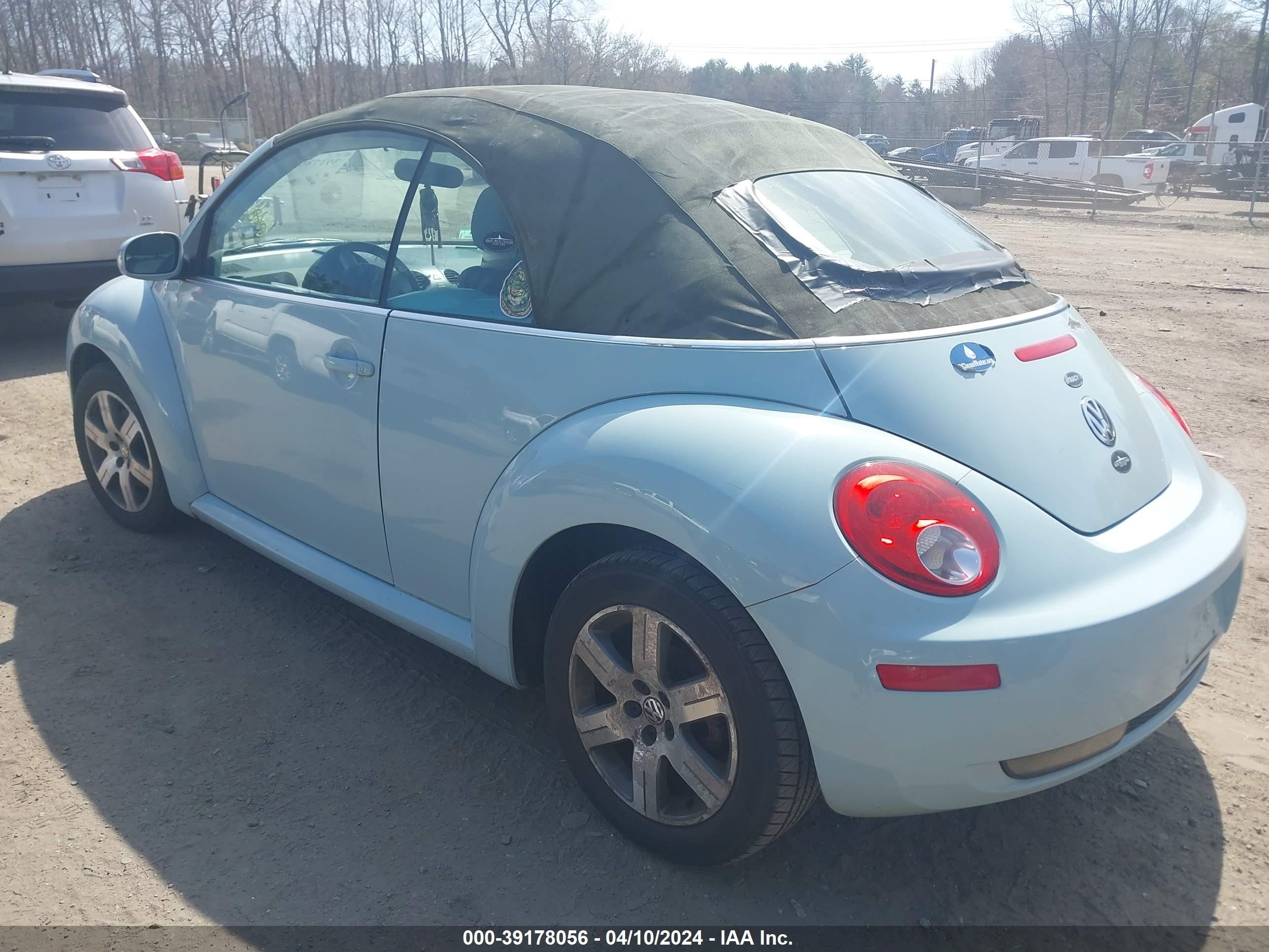 Photo 2 VIN: 3VWRG31Y56M333161 - VOLKSWAGEN BEETLE 