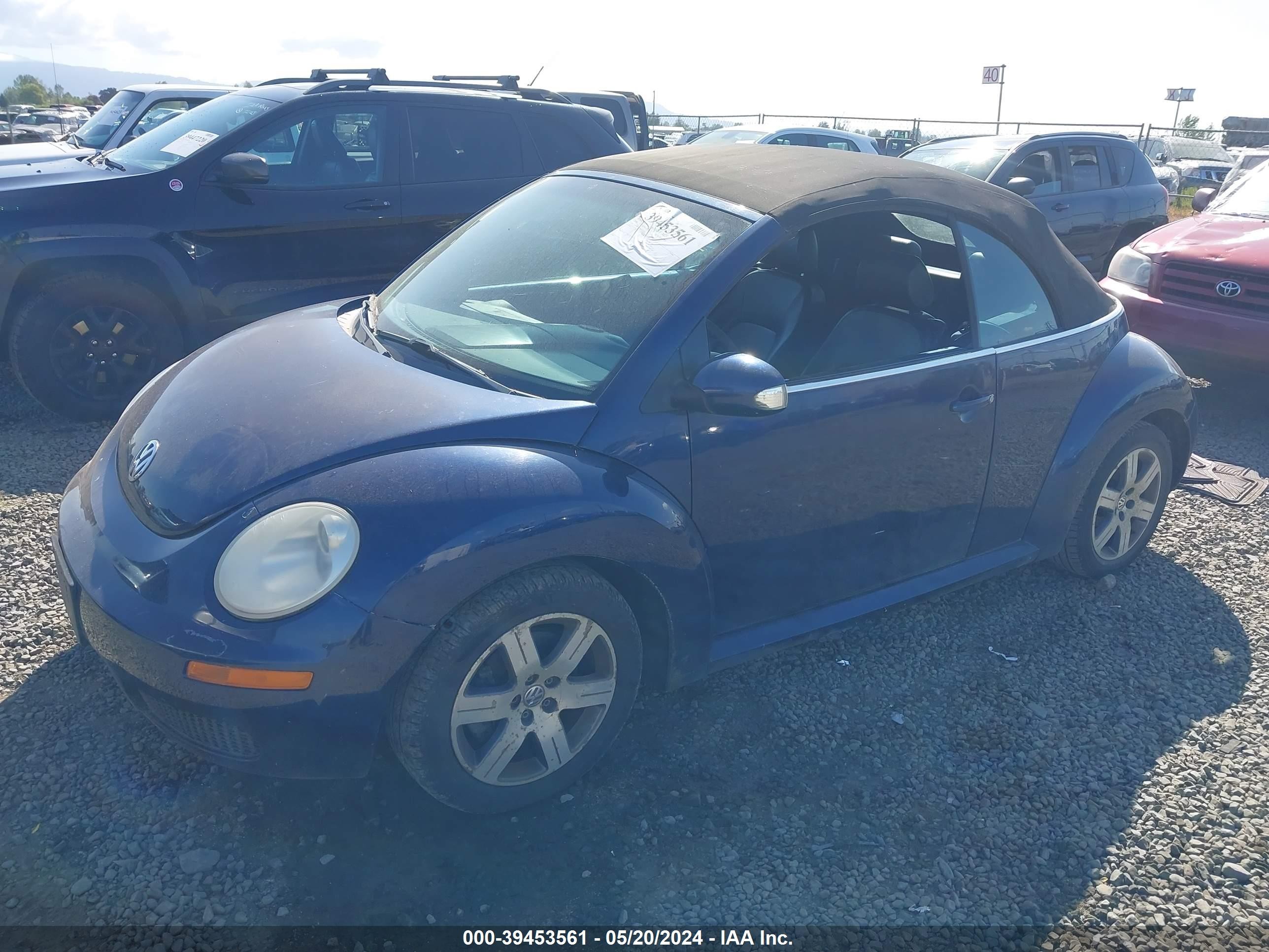 Photo 1 VIN: 3VWRG31YX6M331082 - VOLKSWAGEN BEETLE 